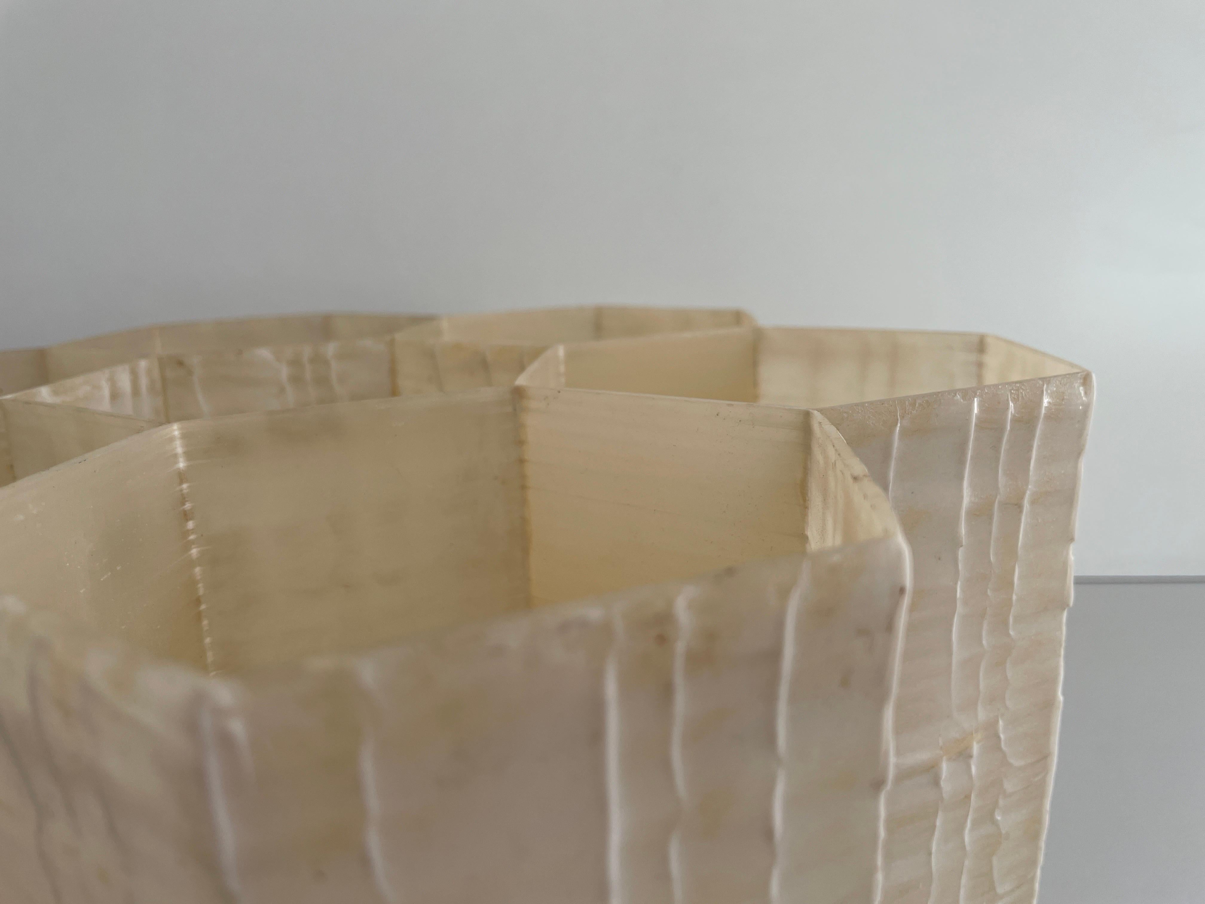 Rare Bee Honeycomb Design Fiberglass Flush Mount Light, 1960s, Allemagne en vente 6