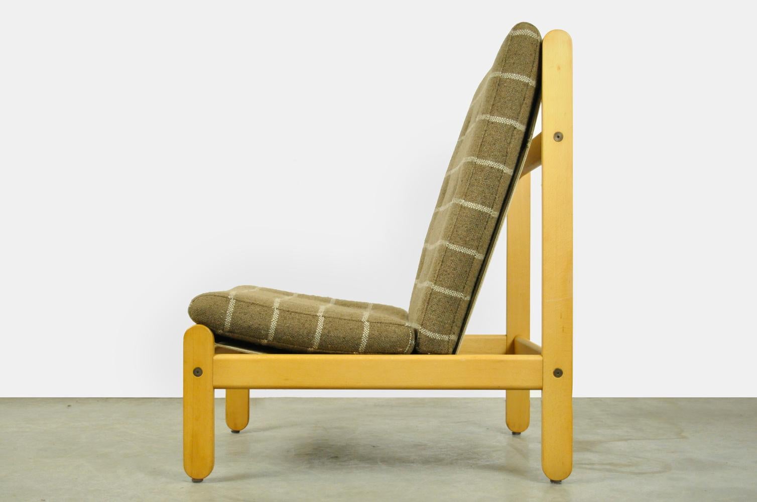 Mid-20th Century Rare beech easy lounge chair by Bernt Petersen for Schiang Furniture, Denmark 60 For Sale