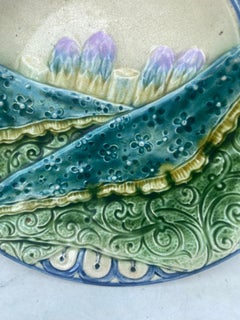 Rare Belgium Majolica Asparagus Plate Wasmuel, circa 1880
