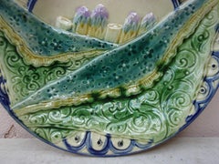 Rare Belgium Majolica Asparagus Plate Wasmuel, circa 1880