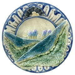 Rare Belgium Majolica Asparagus Plate Wasmuel, circa 1880