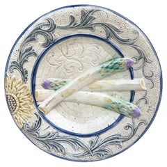 Antique Rare Belgium Majolica Asparagus Sunflower Plate Wasmuel, circa 1880