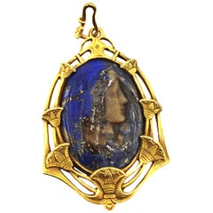 Antique Rare Belle Époque Lapis Lazuli Madonna Virgin Mary Cameo 18 Karat Gold Pendant