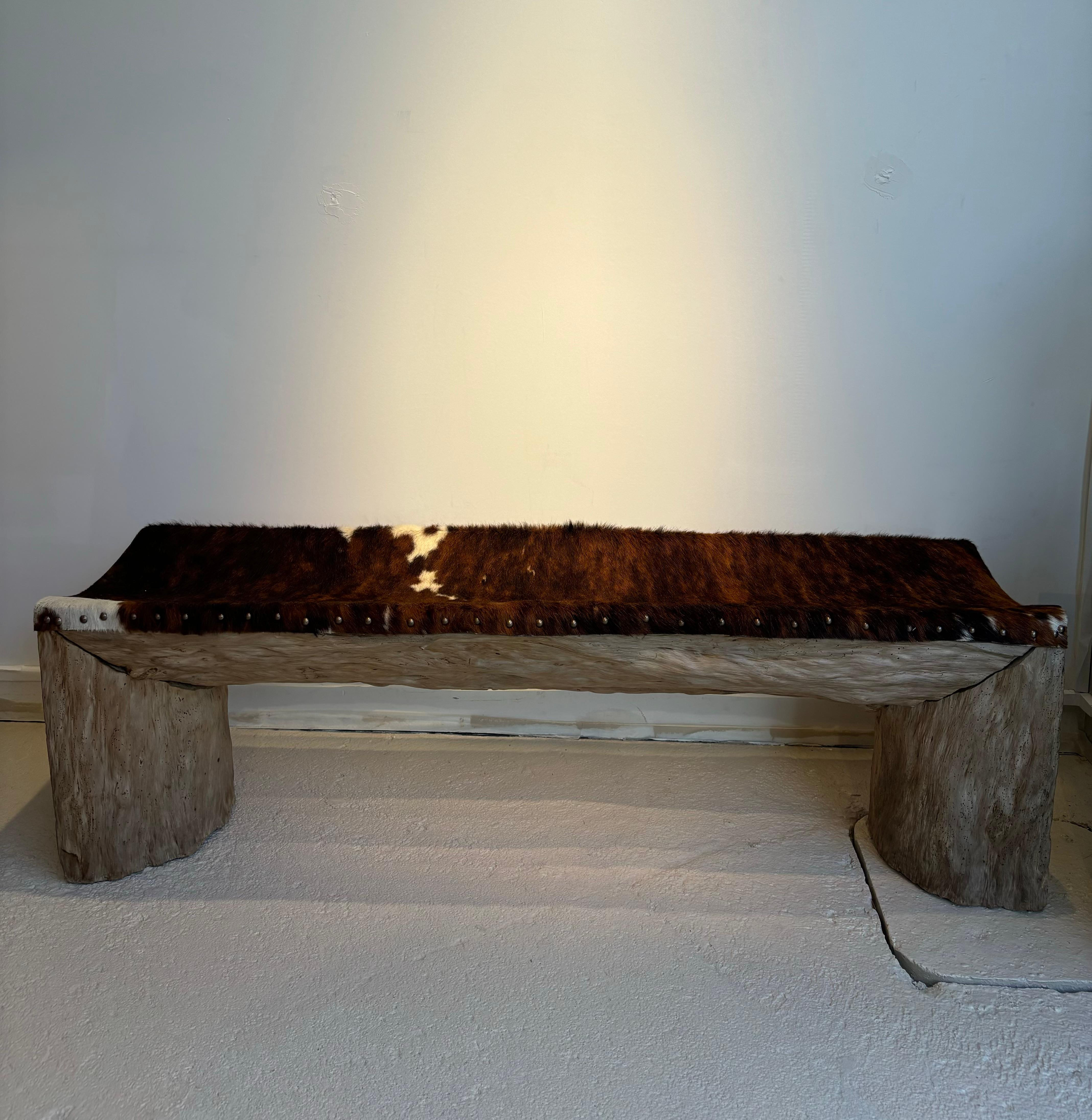 Rare bench attributed to Zanine Caldas In Good Condition For Sale In SAINT-OUEN-SUR-SEINE, FR