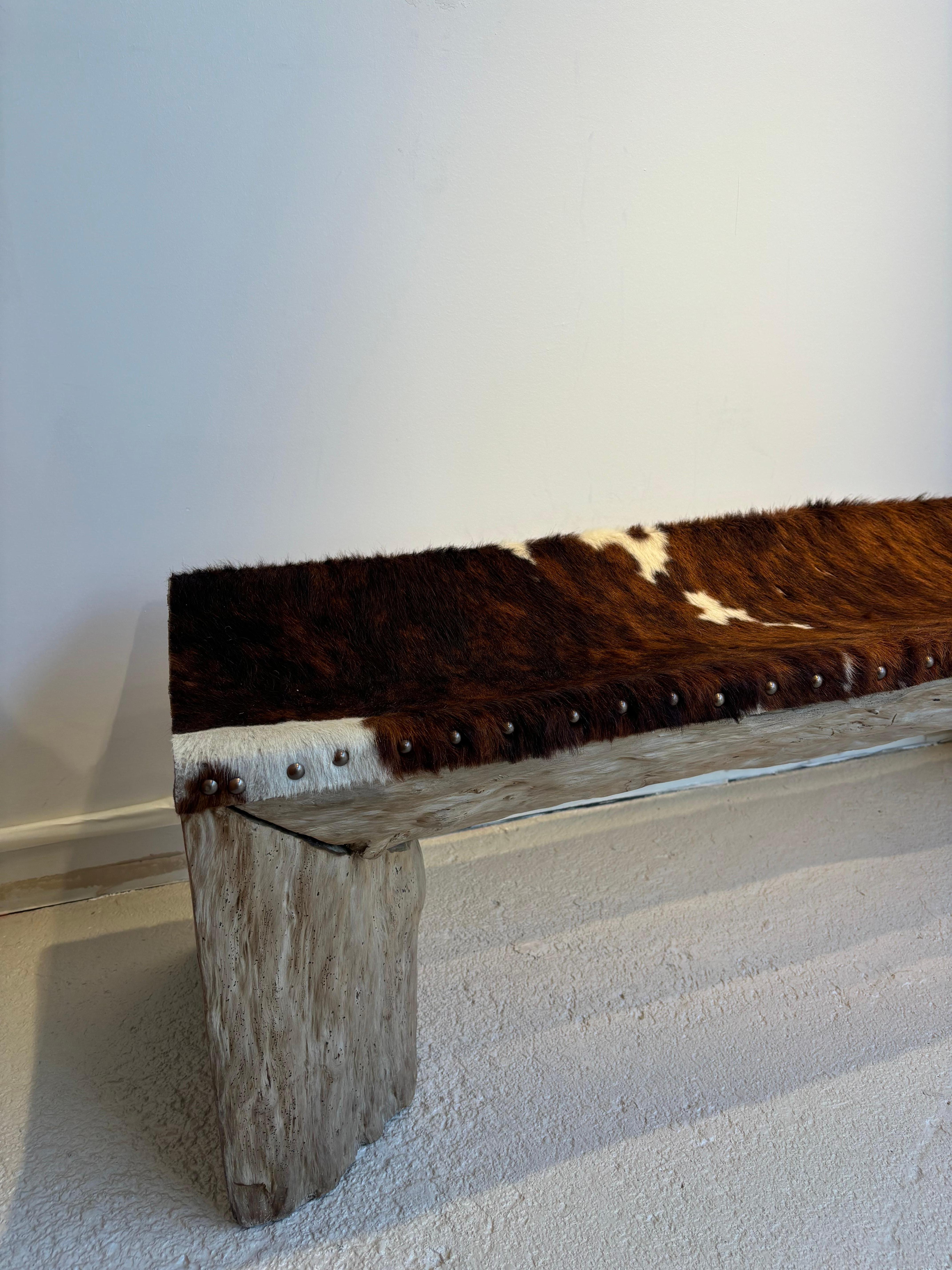 Animal Skin Rare bench attributed to Zanine Caldas For Sale