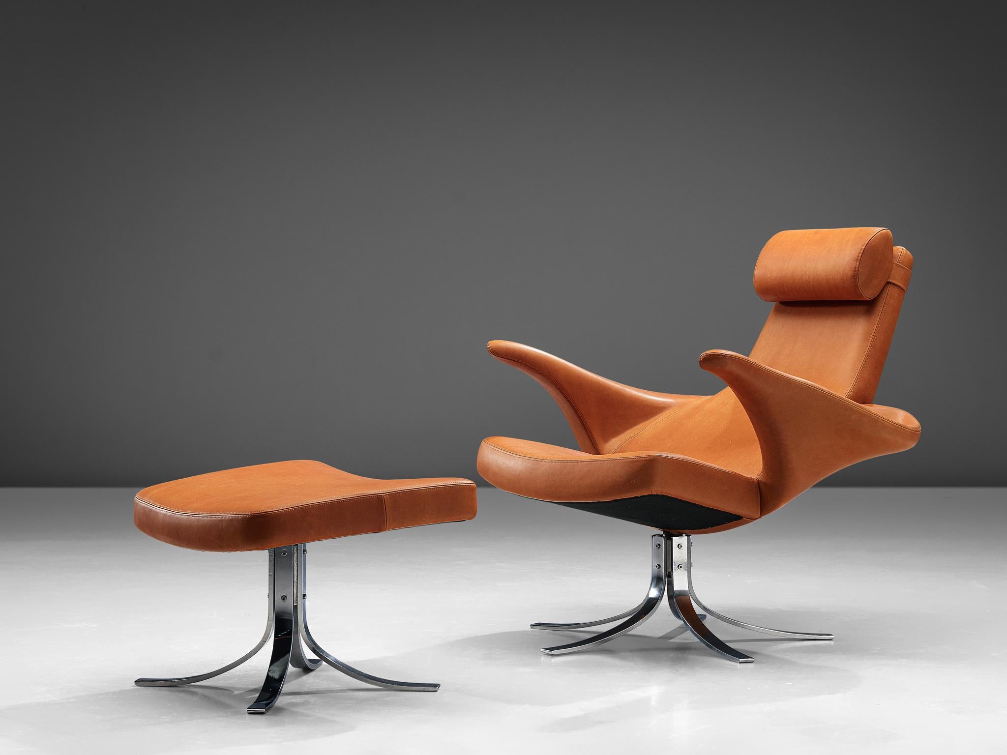 Gösta Berg & Stenerik Eriksson for Fritz Hansen, 'Seagull' chair with ottoman model 9601, reupholstered analine leather, steel, chrome, Denmark, 1968

A rare armchair and ottoman by Gösta Berg & Stenerik Eriksson for Fritz Hansen. The extraordinary