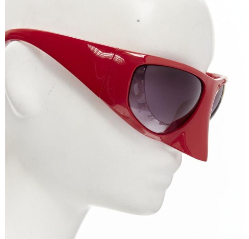 rare BERNARD WILLHELM LINDA FARROW PW003 red mould nose masked sunglasses For Sale 1