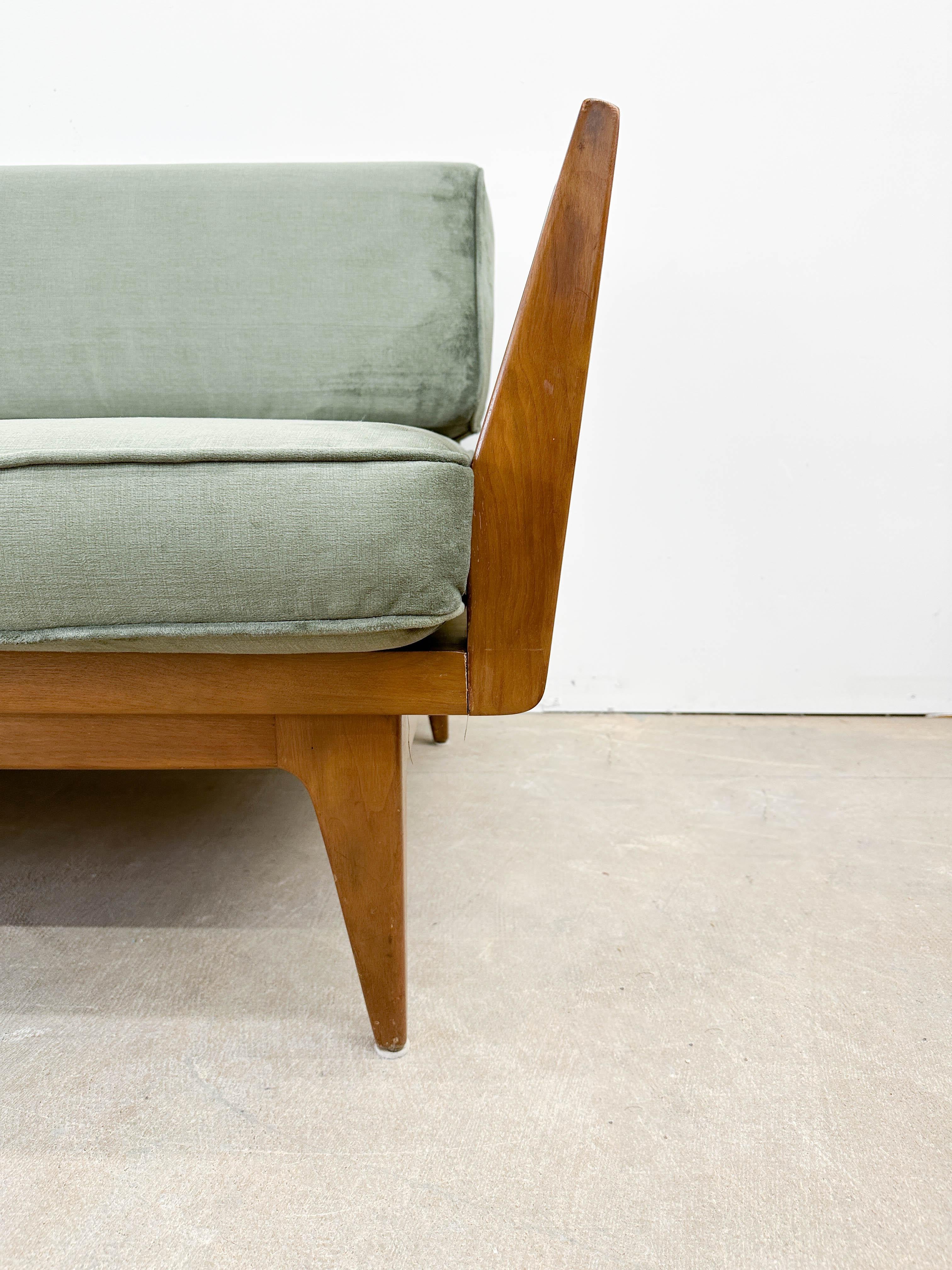Rare Bertha Schaeffer Sofa for Singer & Sons 1