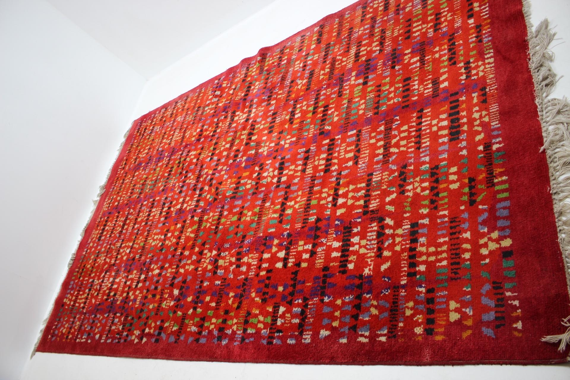 Mid-Century Modern Rare grand et magnifique tapis en laine à motif abstrait fait à la main, années 1950 en vente