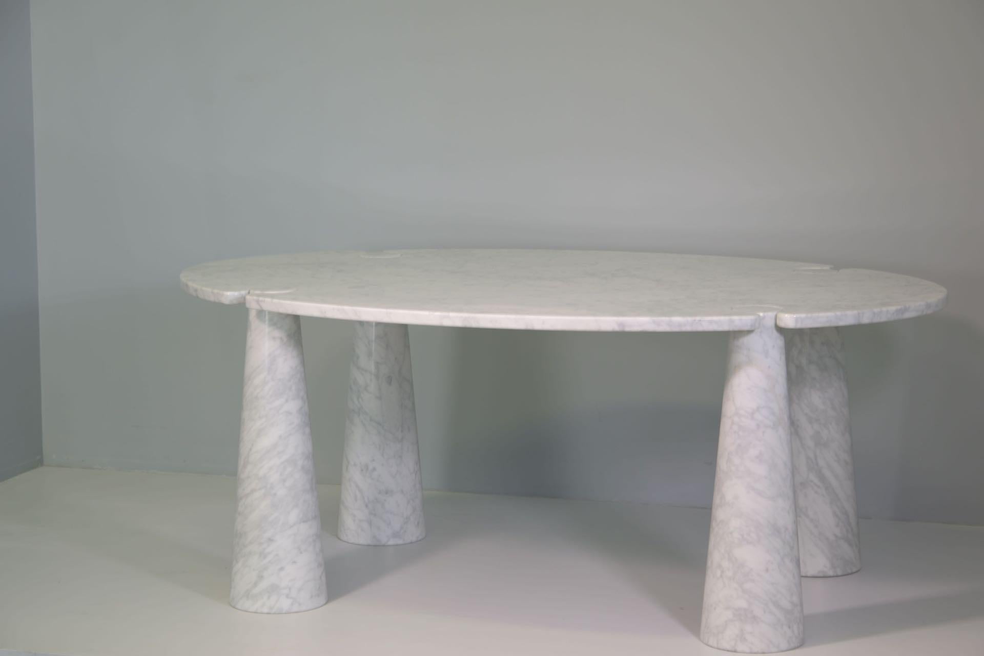 Mid-Century Modern Rare Big Dining Table by Angelo Mangiarotti for Skipper in Carrara Marble For Sale