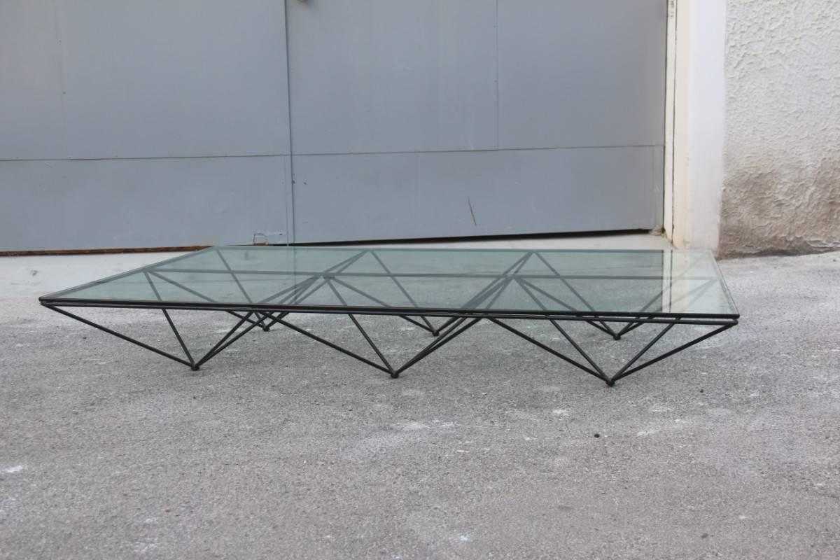 Rare big table coffee Paolo Piva for B&B Italia 1975s minimal and sculptural , metal and glass. 