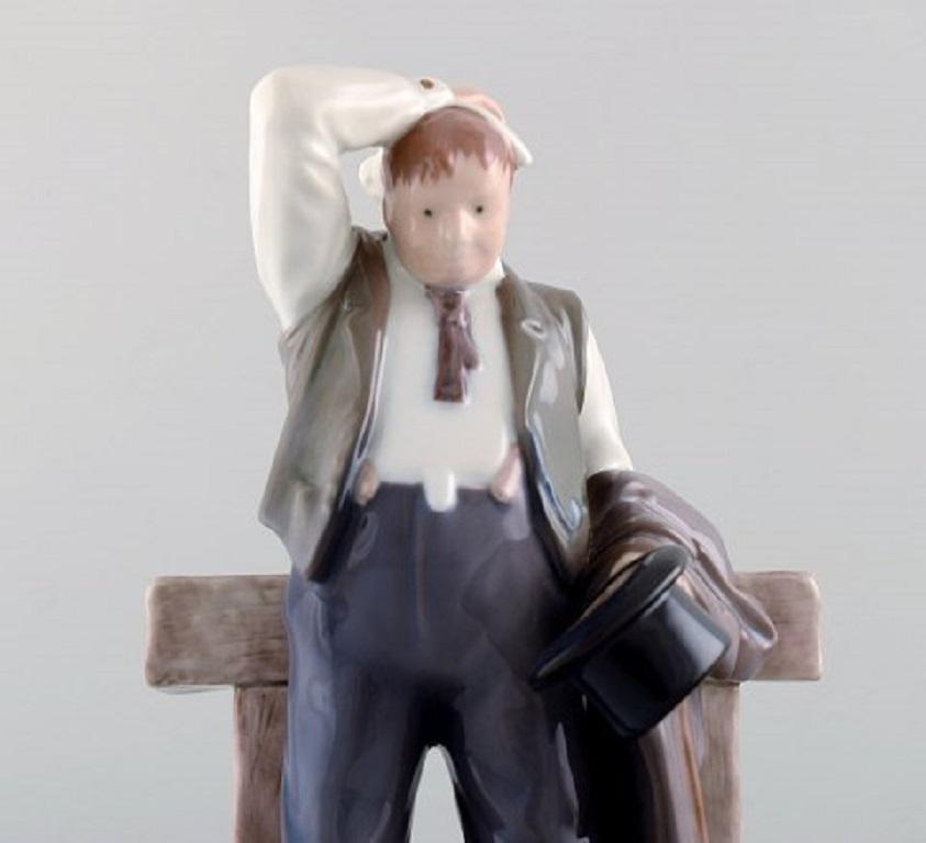 Rara statuetta in porcellana di Bing & Grondahl. L'uomo assetato. Numero di modello: 2435.
Misure: 21 x 12,5 cm.
In ottime condizioni.
Timbrato.
Prima qualità di fabbrica.