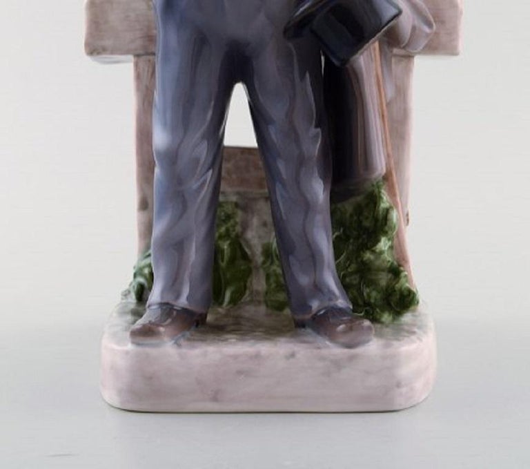 20th Century Rare Bing & Grondahl Porcelain Figurine, The Thirsty Man, Model Number 2435 For Sale
