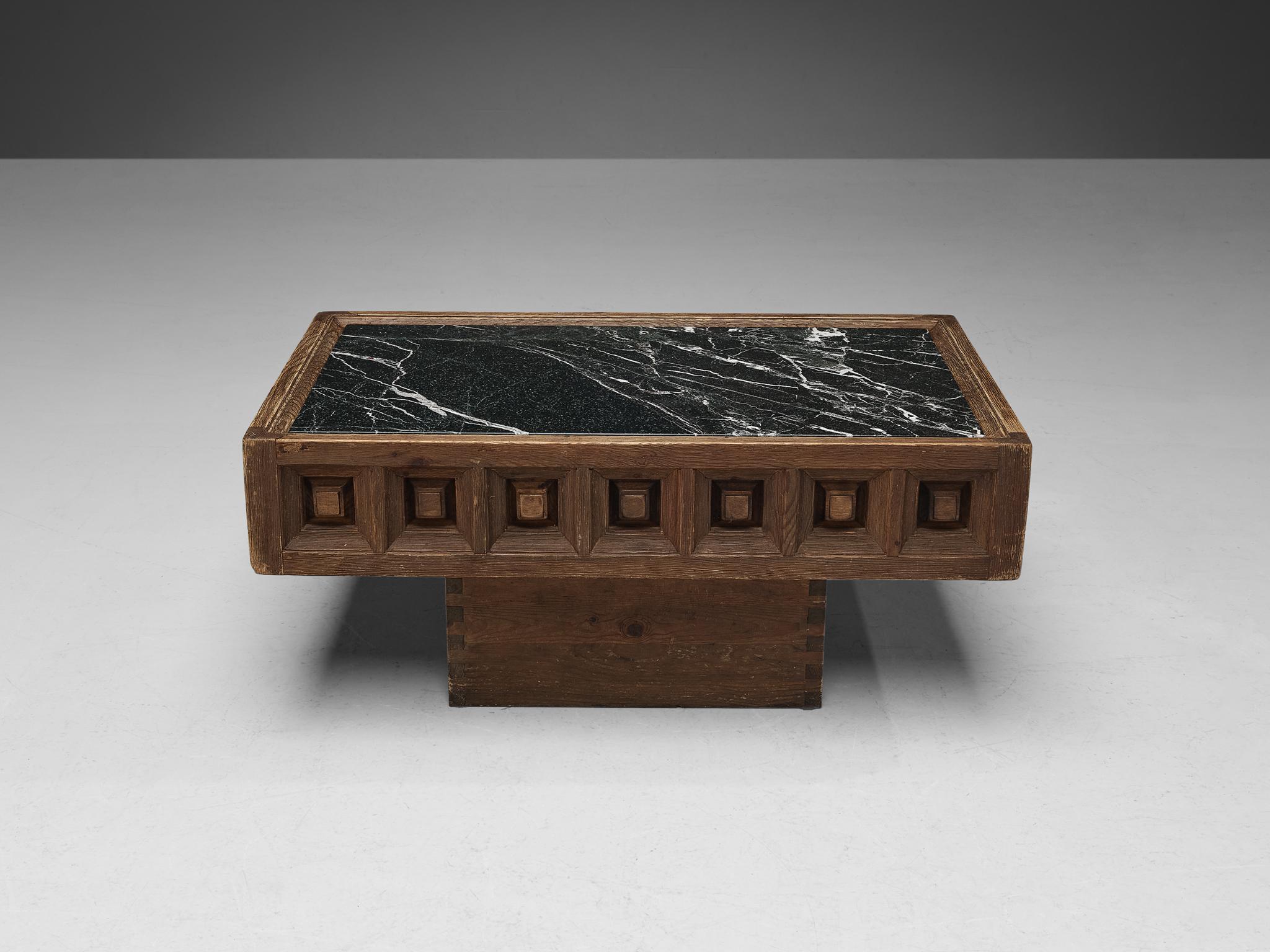 Mid-Century Modern Rare table basse espagnole Biosca en marbre Marquina en vente