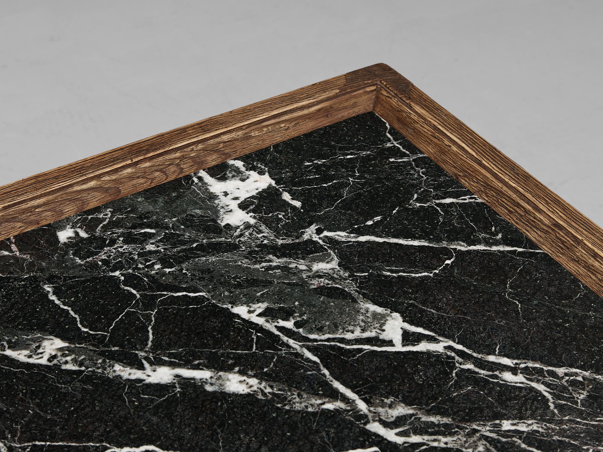 Espagnol Rare table basse espagnole Biosca en marbre Marquina en vente