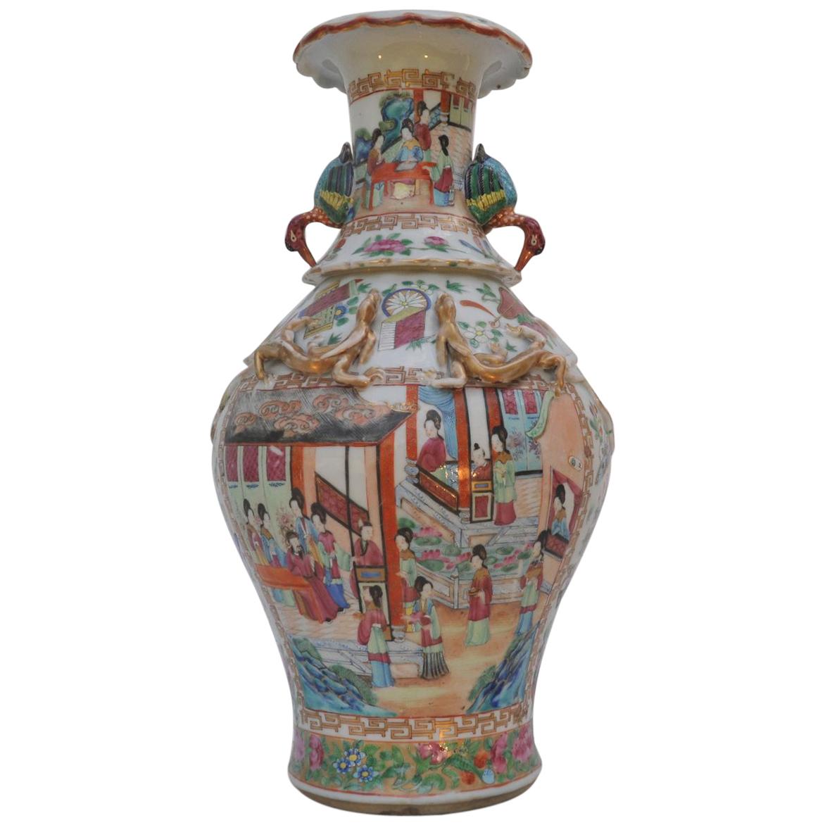 Rare Bird's Shaped Handles Chinese Rose Canton Baluster Vase, circa 1880 For Sale