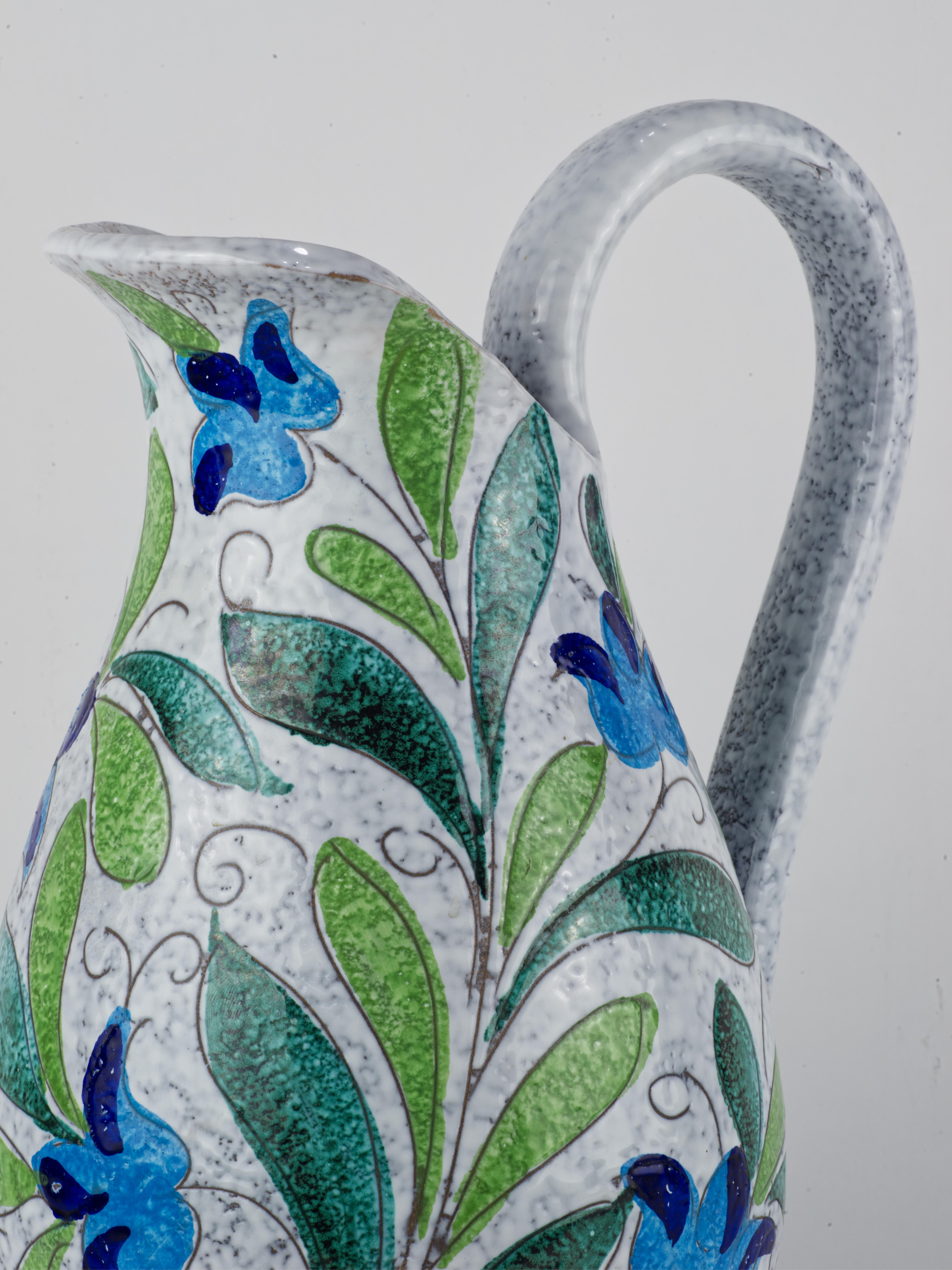 Seltene Bitossi-Krugvase mit Sgraffito-Blumendekor in Blau und Grün im Zustand „Gut“ im Angebot in Clifton Springs, NY