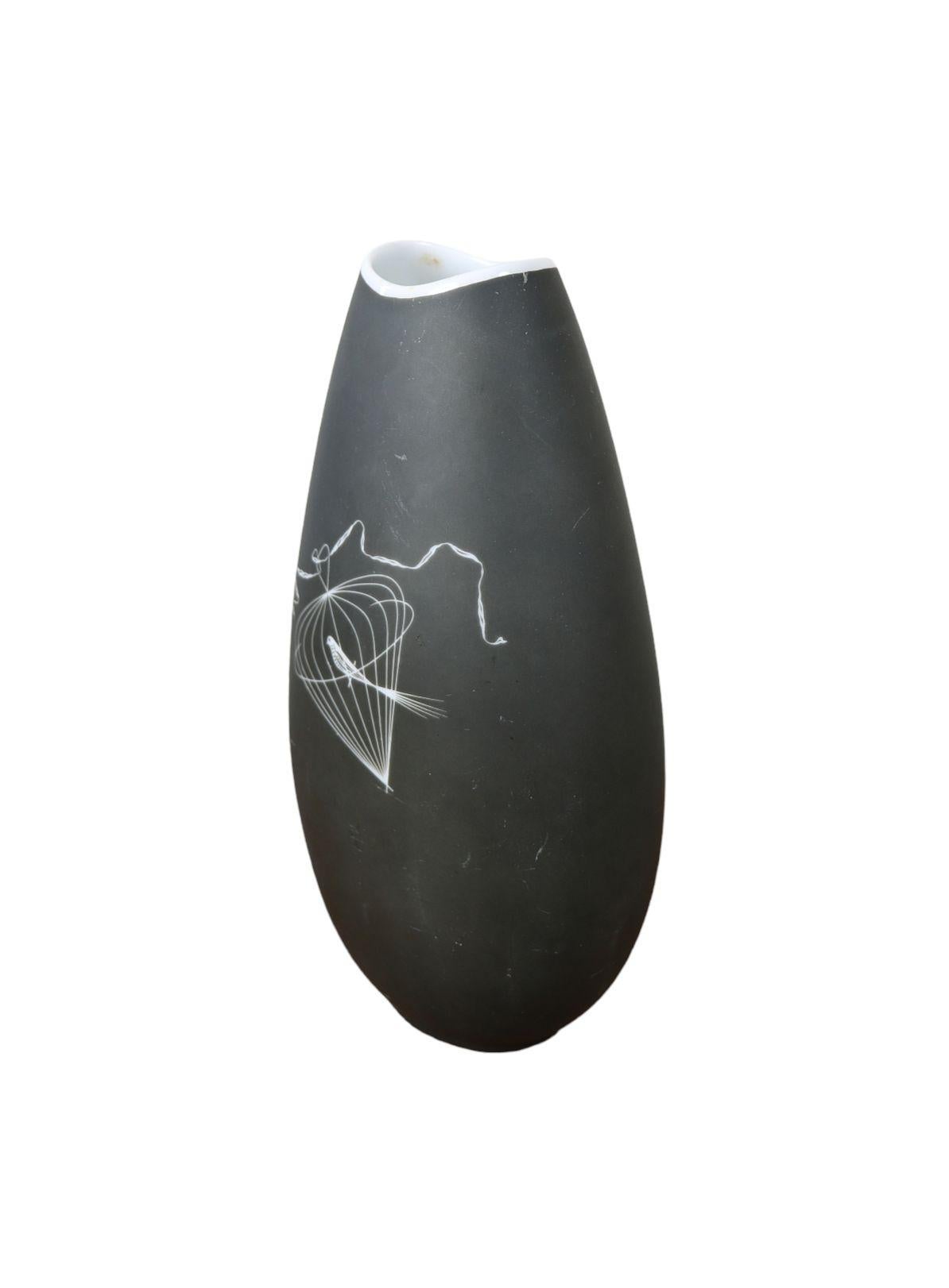 German Rare Black and White Pottery Vase by Thomas (Rosenthal), Model Papageno For Sale