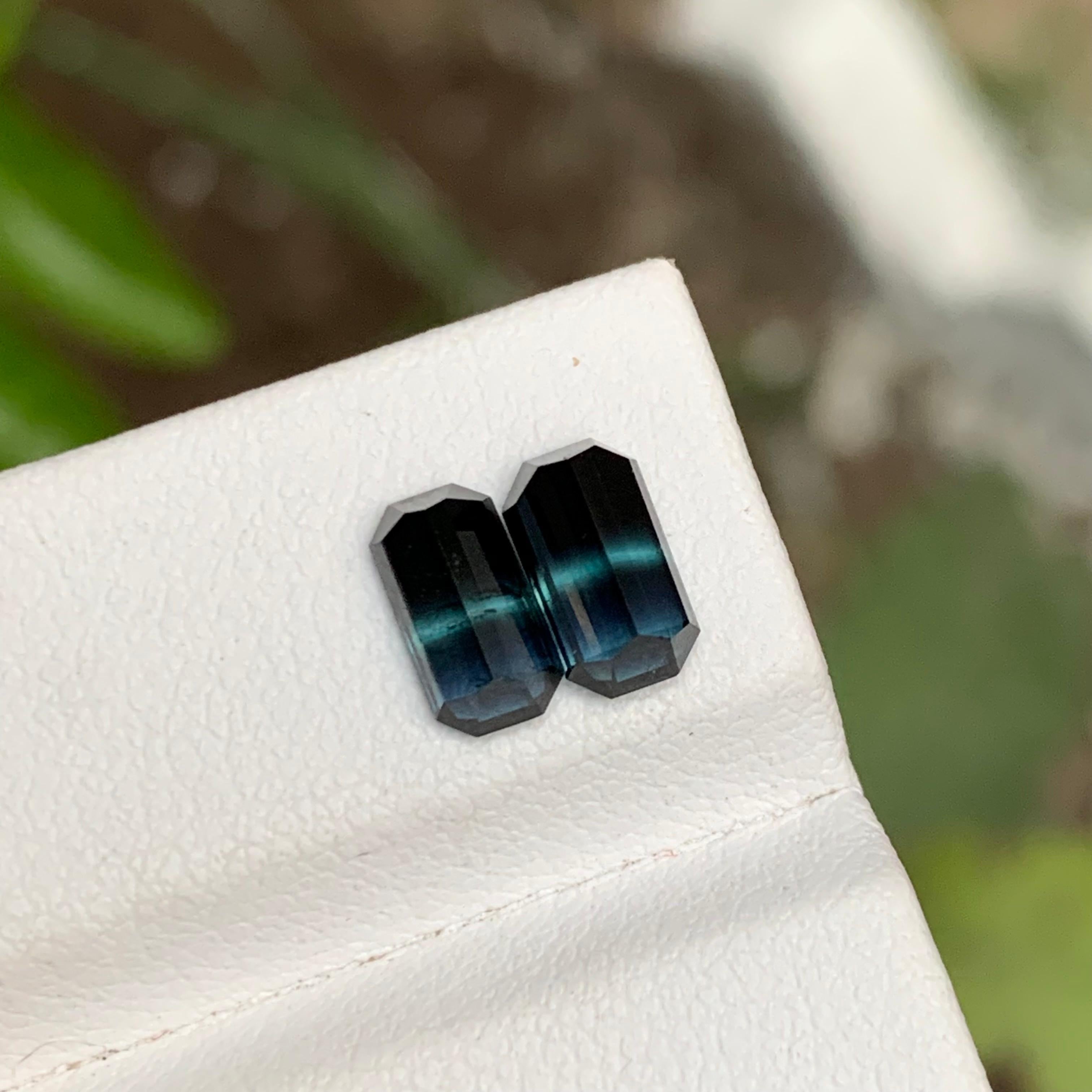 Rare Black-Blue Bicolor Tourmaline Gemstone Pairs, 2.20 Ct Emerald Cut-Earrings In New Condition For Sale In Peshawar, PK