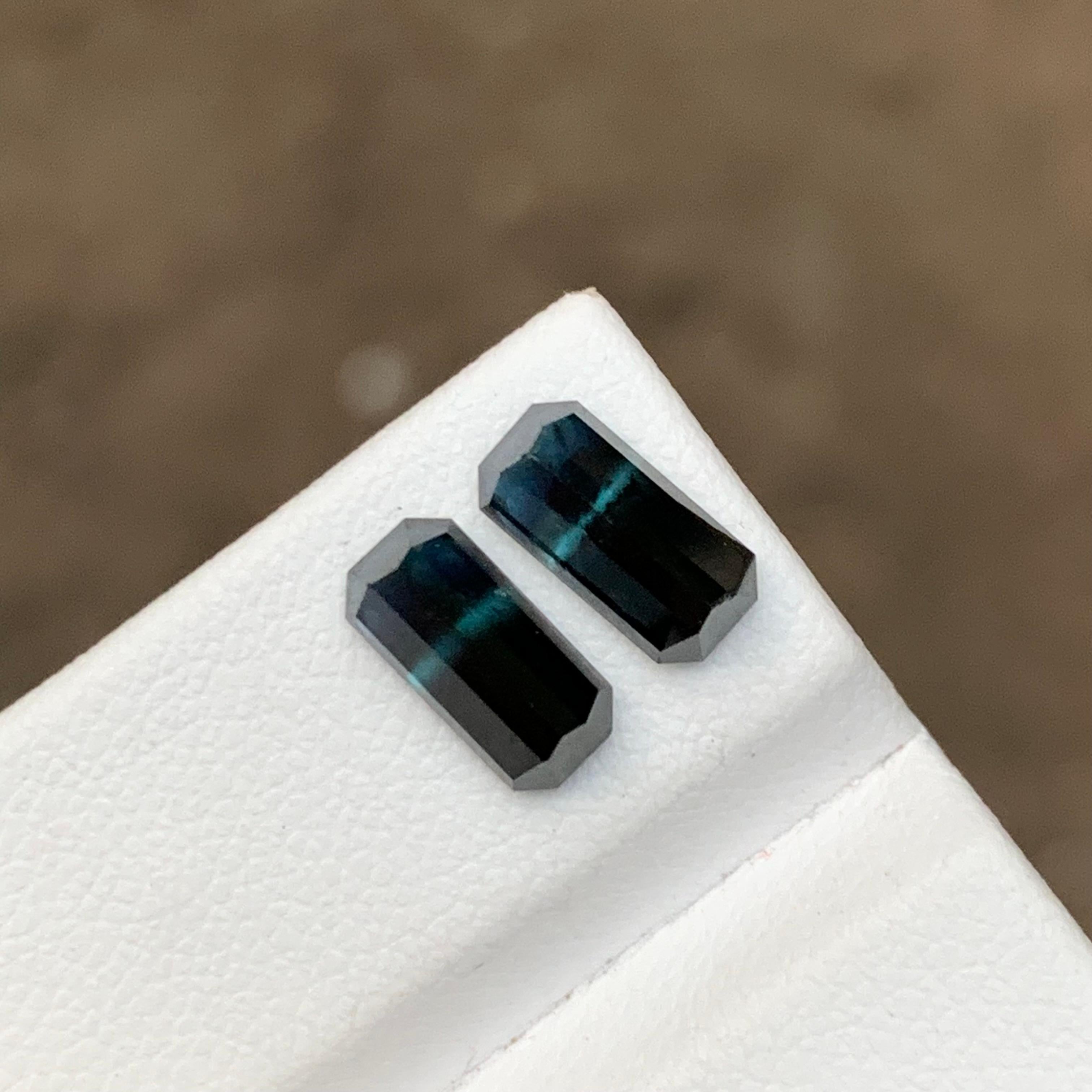 Rare Black-Blue Bicolor Tourmaline Gemstone Pairs, 3.10 Ct Emerald Cut-Earrings In New Condition For Sale In Peshawar, PK