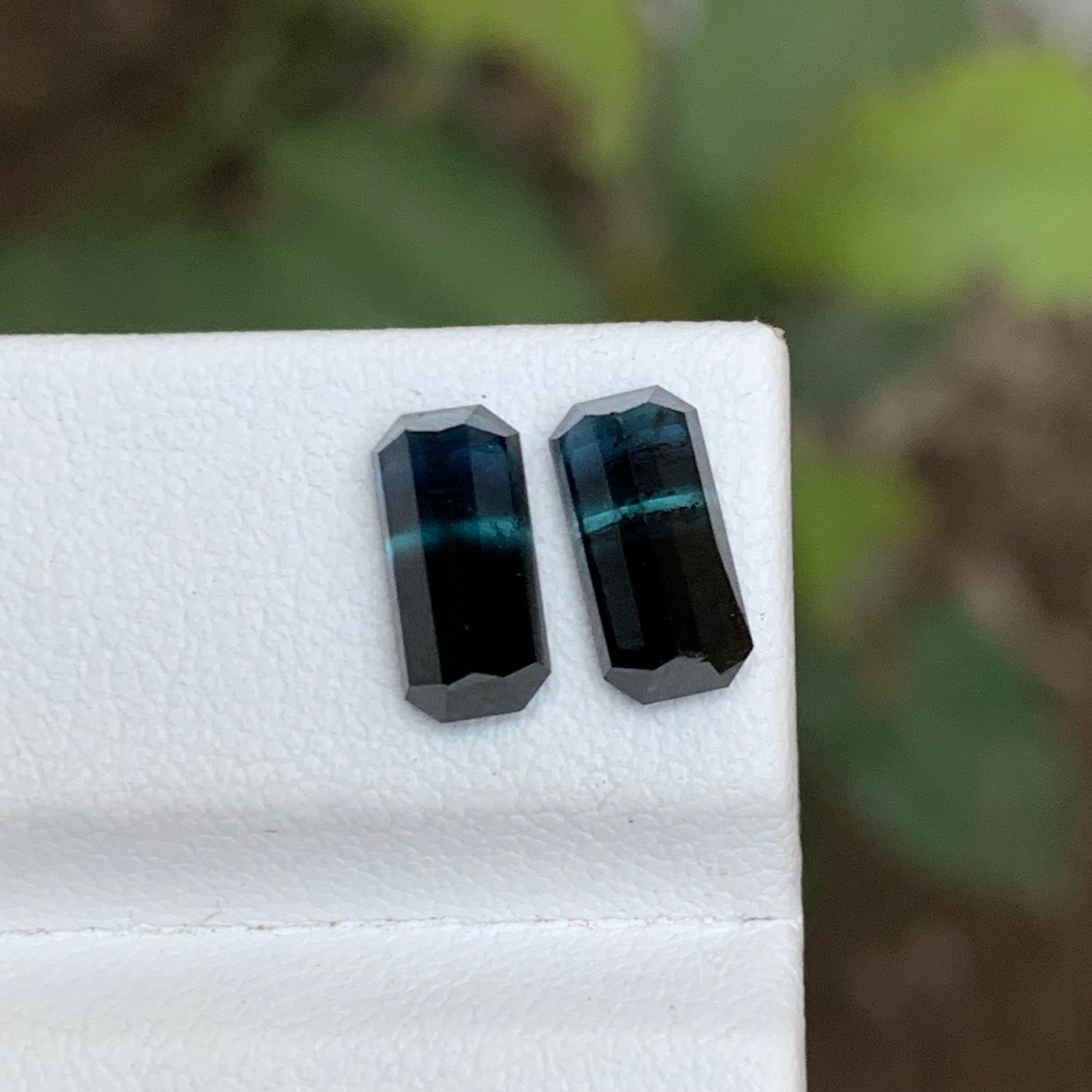 Women's or Men's Rare Black-Blue Bicolor Tourmaline Gemstone Pairs, 3.10 Ct Emerald Cut-Earrings For Sale
