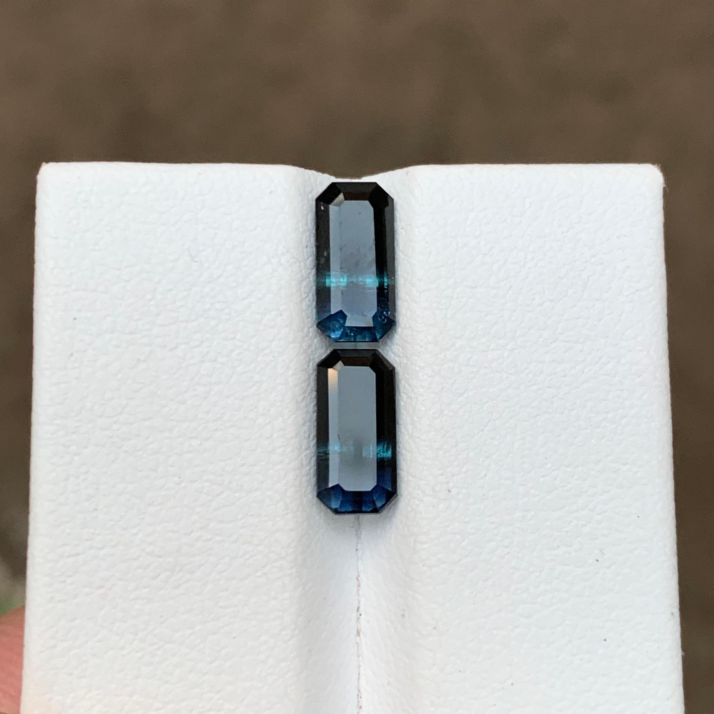 Rare Black-Blue Bicolor Tourmaline Gemstone Pairs, 3.10 Ct Emerald Cut-Earrings For Sale 4