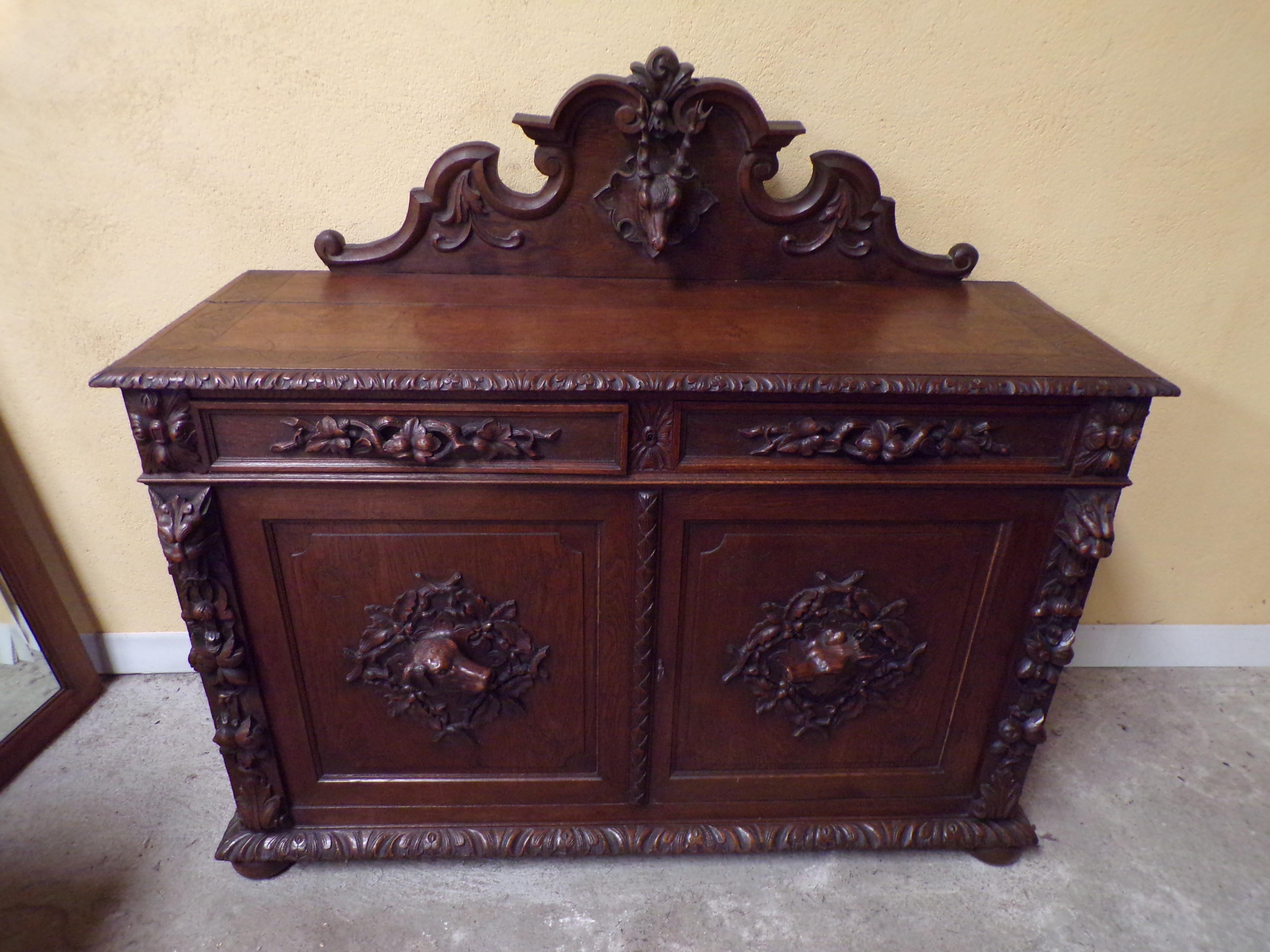 19th Century Rare Black Forest Hunts Sideboard or Buffet, circa 1880 For Sale