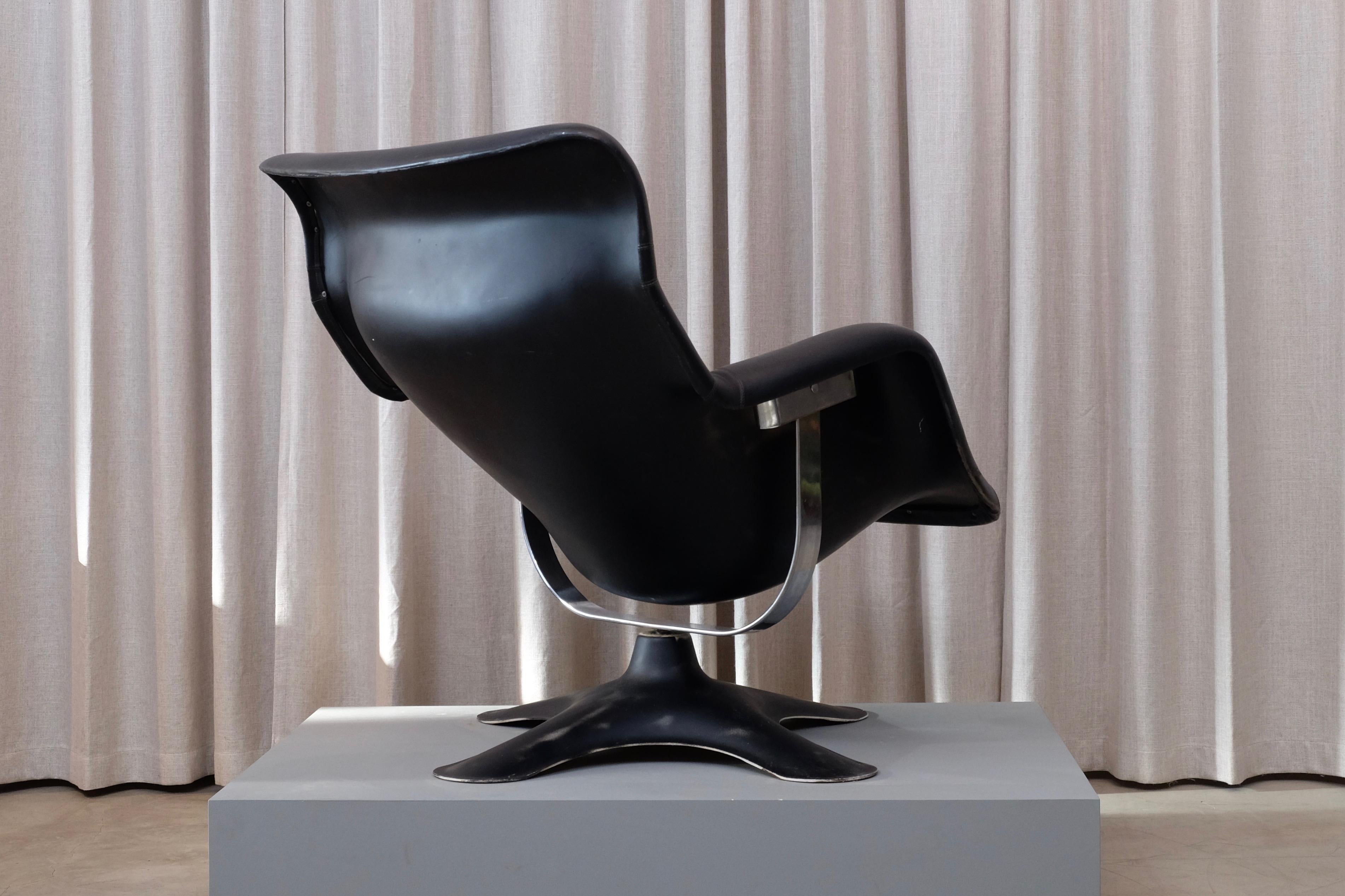 Seltener schwarzer Karuselli-Stuhl aus der Mitte des Jahrhunderts von Yrjö Kukkapuro für Haimi, 1960er Jahre (Skandinavische Moderne) im Angebot