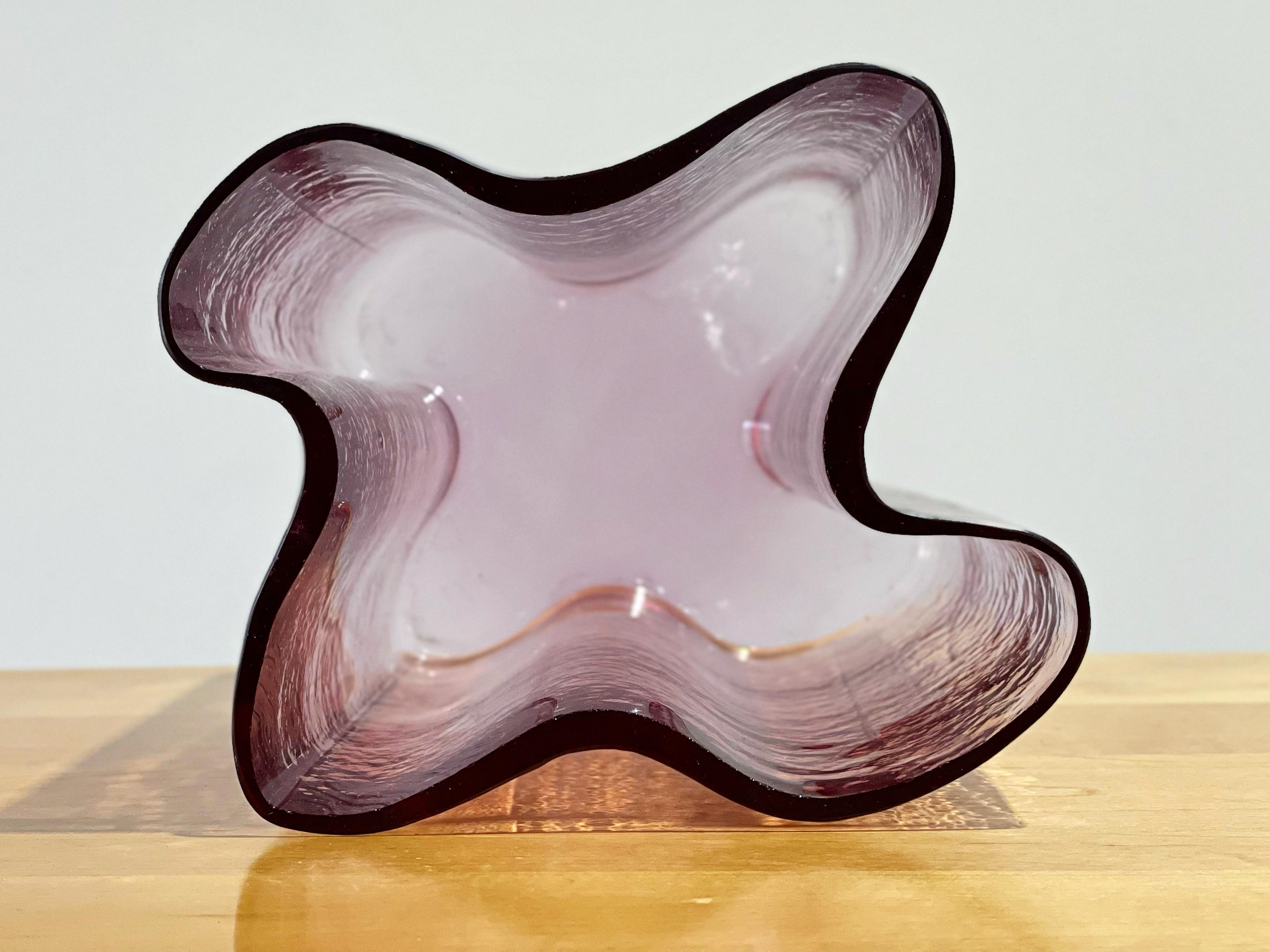 Rare Blenko Glass 6312l Rosé, Midcentury Handcrafted Pink Art Glass Vase 3