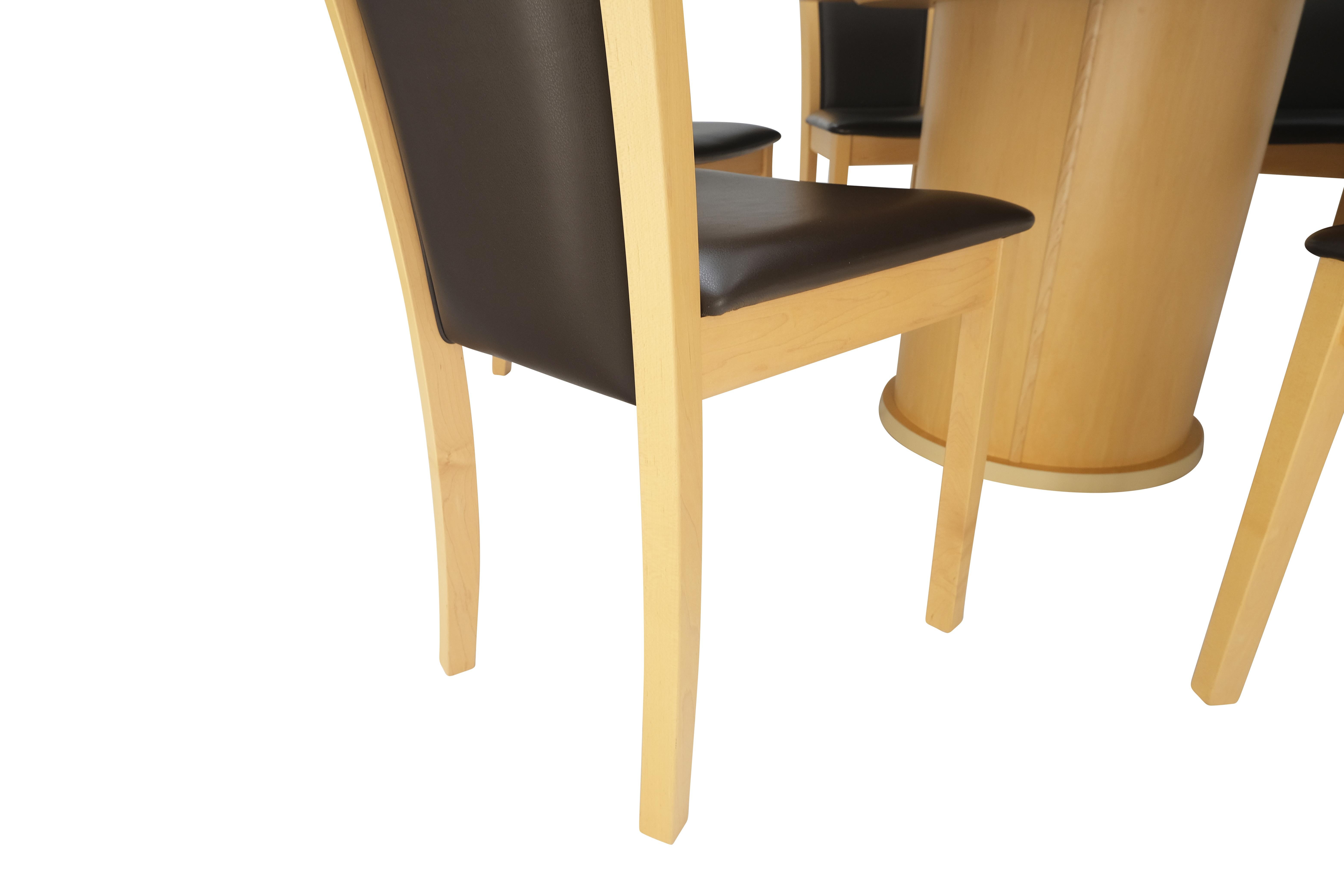 Seltener runder ausziehbarer, ausziehbarer Esstisch aus blondem Ahornholz mit 6 Stühlen, Dänemark MINT!  im Angebot 5