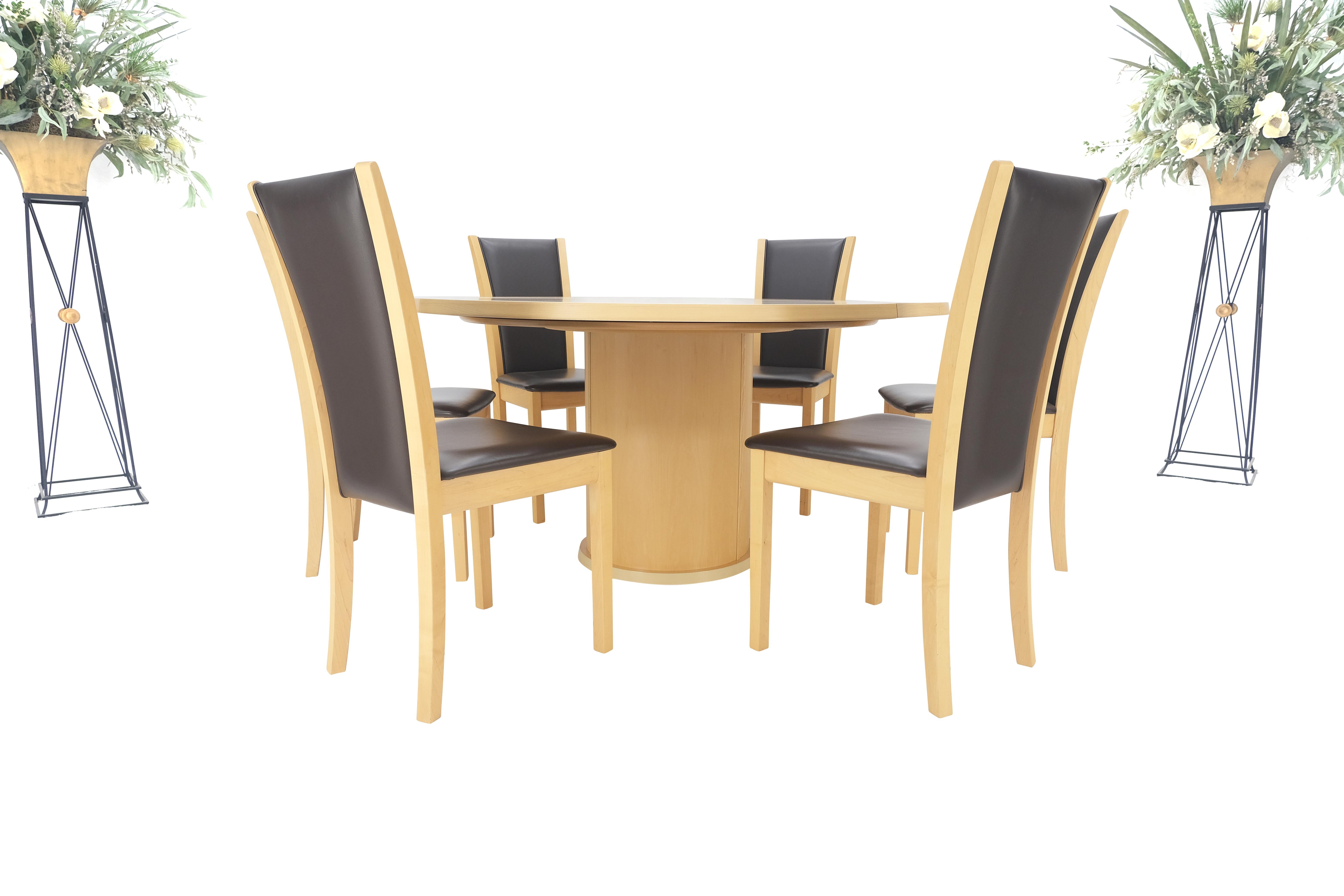 Rare Blond Maple Round Expandable Dining Table 6 Chairs Set Set Denmark MINT!  For Sale 5