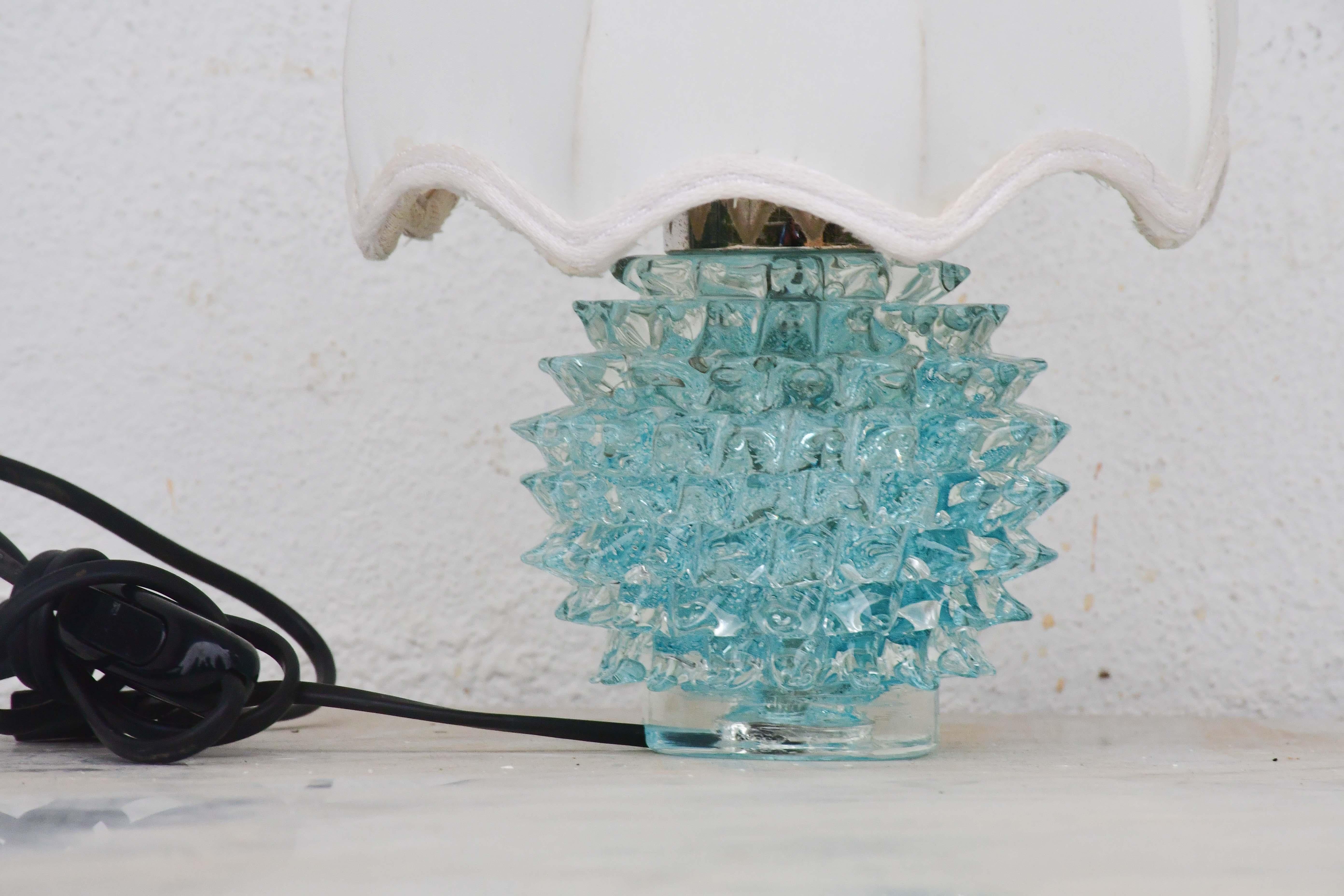 Rara lámpara de sobremesa Blu en jarrón de cristal de Murano rostrato para Barovier & Toso, años 50 en Bueno estado para la venta en Roma, IT