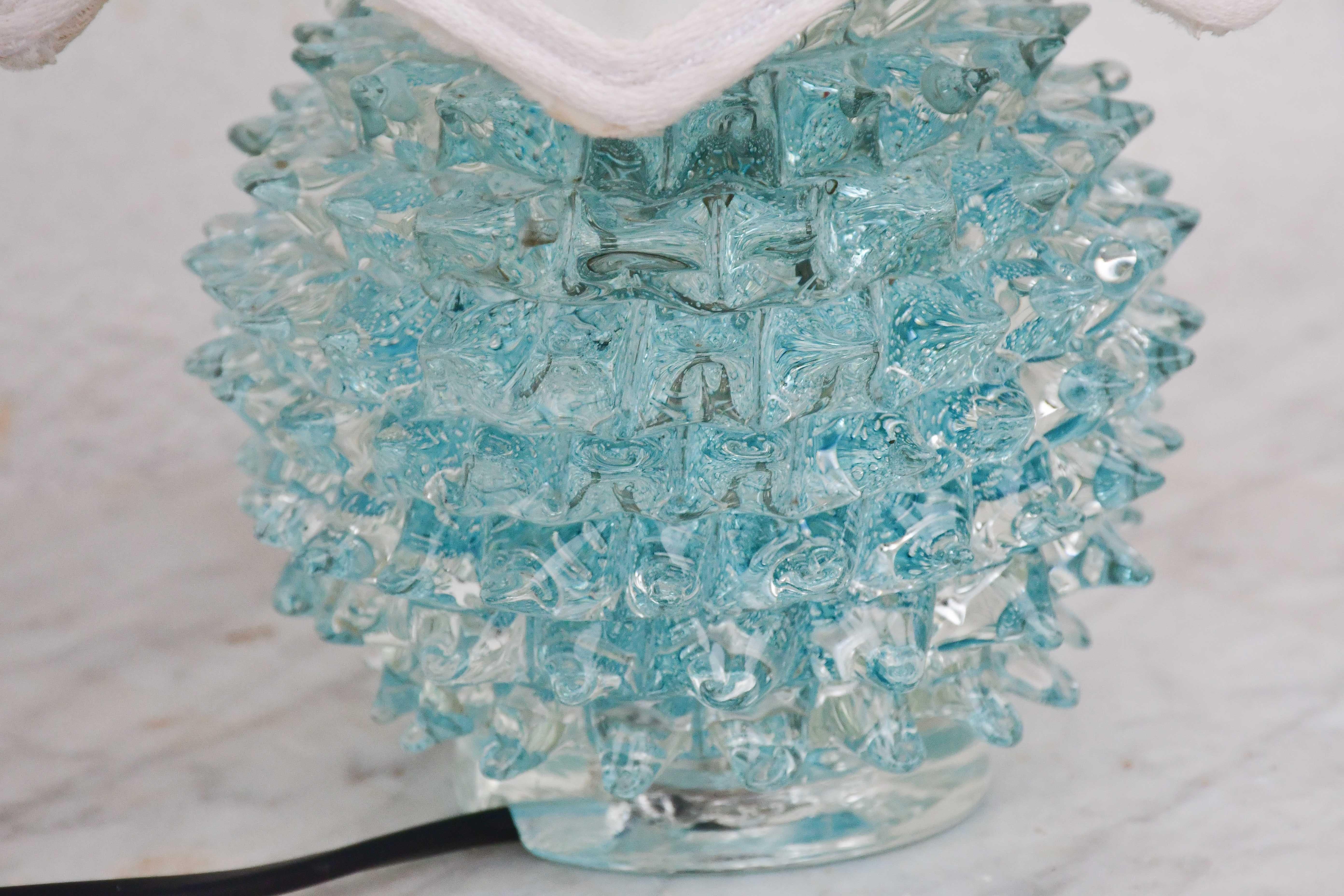 Rara lámpara de sobremesa Blu en jarrón de cristal de Murano rostrato para Barovier & Toso, años 50 Cristal de Murano en venta