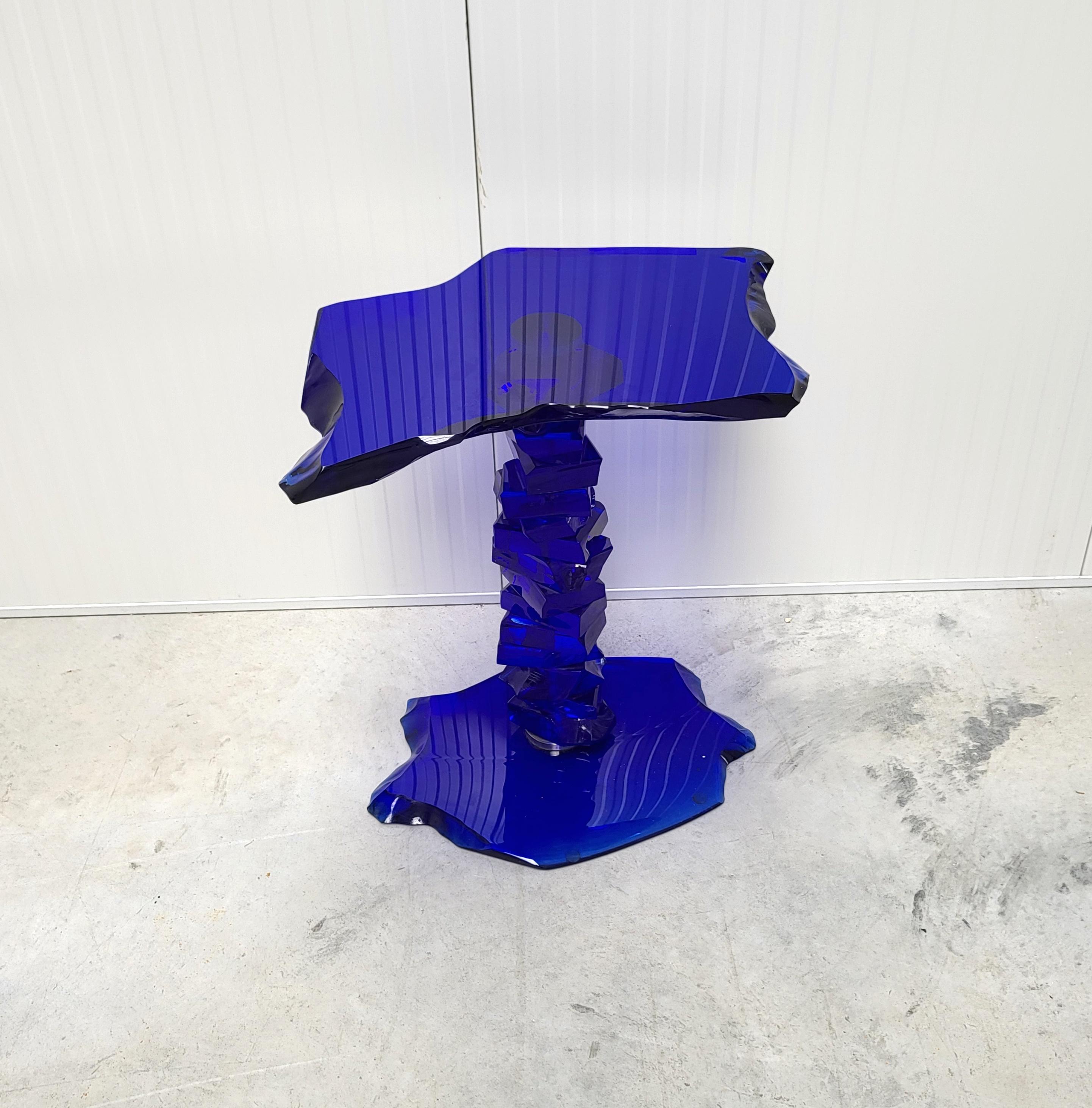 Anglais Rare table bleu caramel par Danny Lane 4 de 12, Londres 2010 en vente