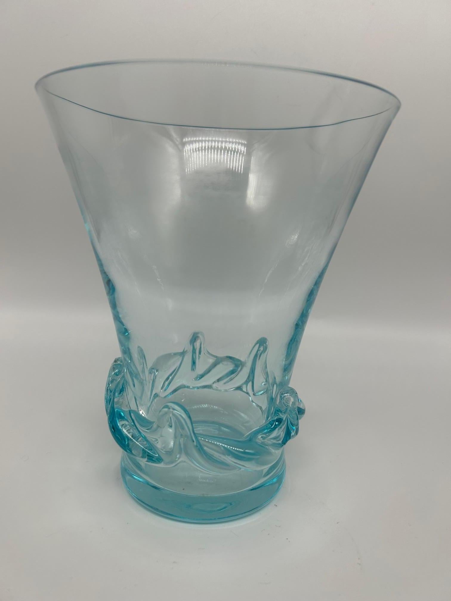 XX secolo raro vaso di cristallo blu Daum in vendita