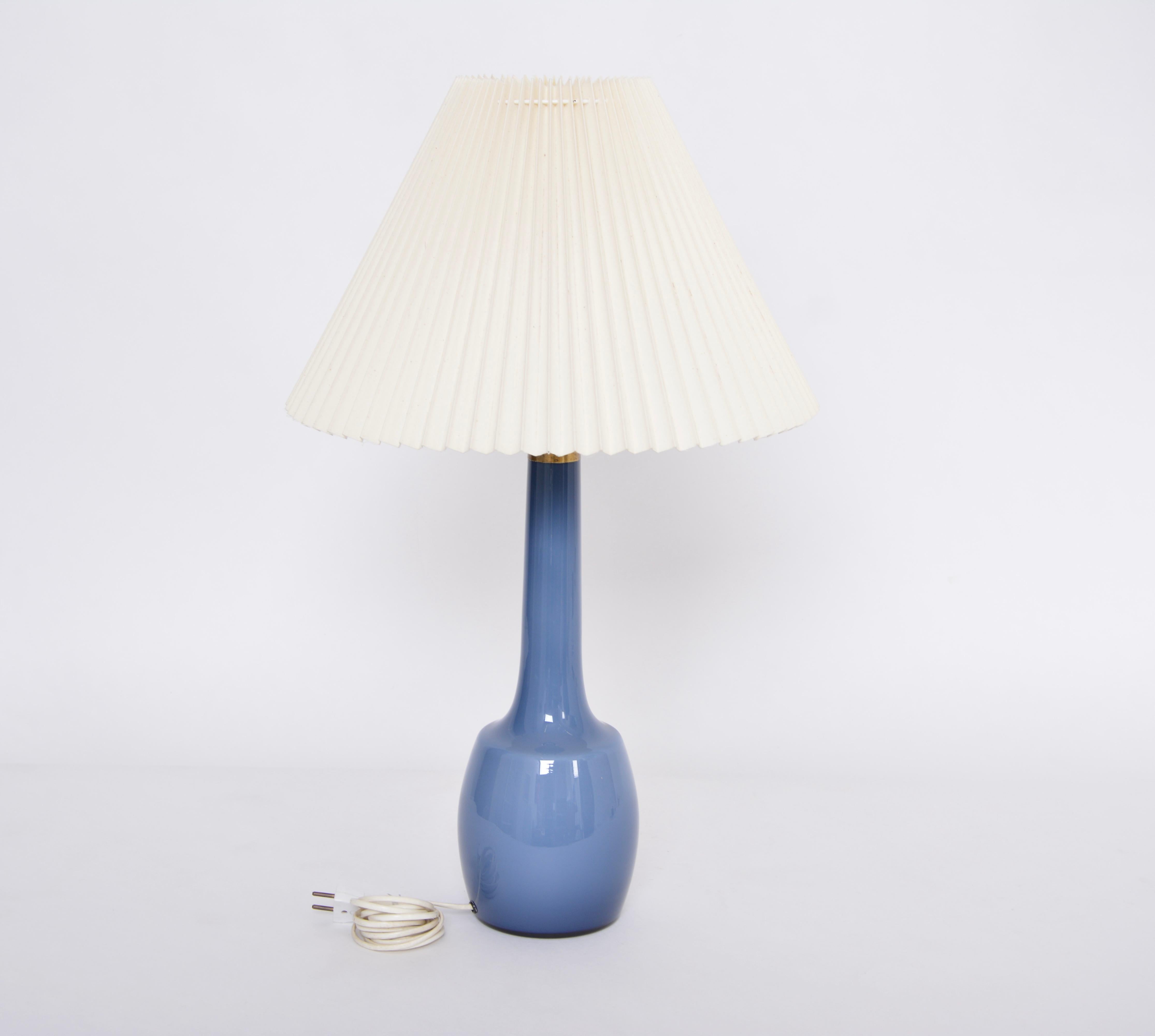 Rare Blue Danish Midcentury Table Lamp by Esben Klint for Holmegaard For Sale 3