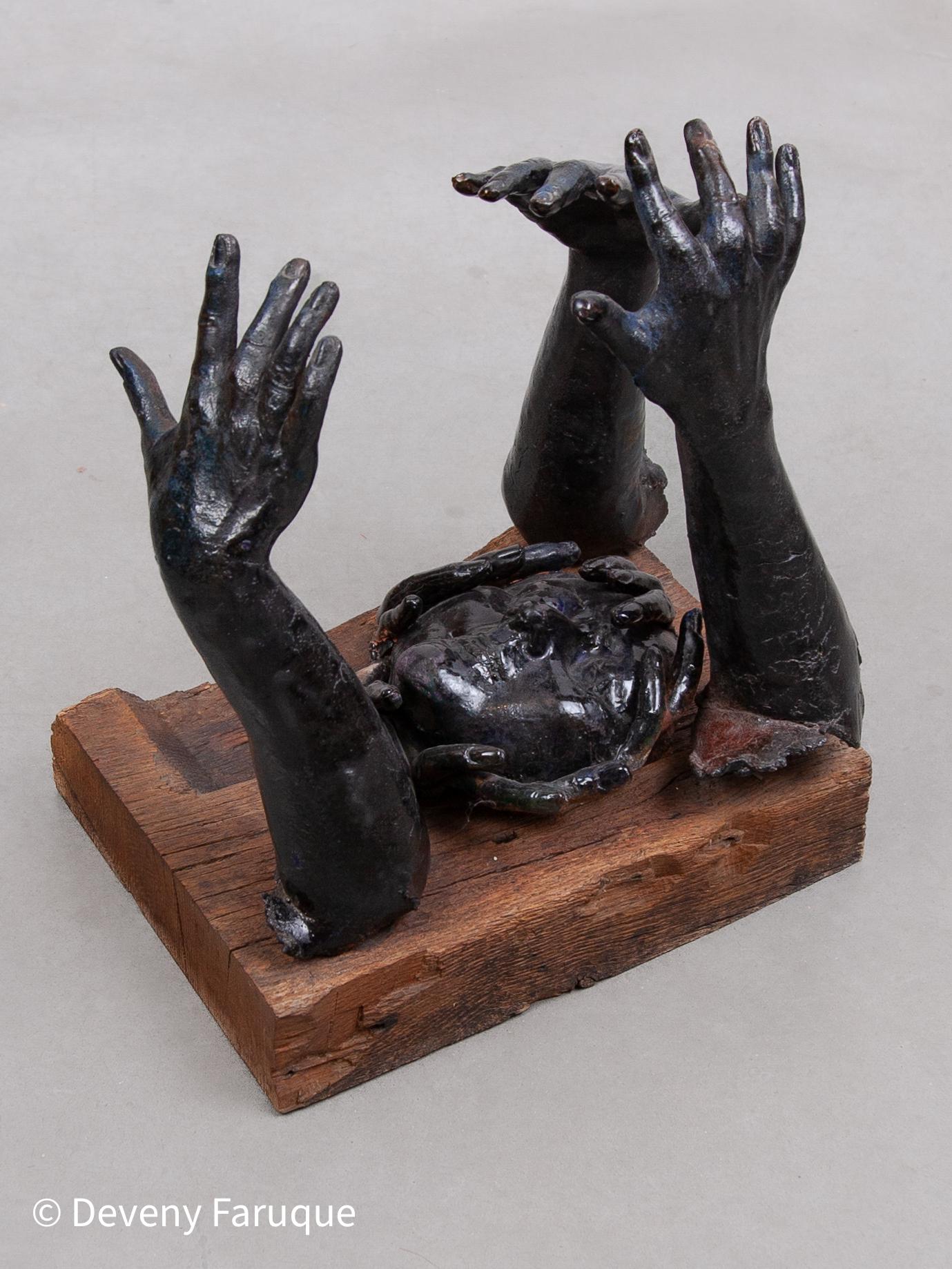 Rare Blue Glazed Ceramic Sculpture Decorated with Hands, 1970s, Belgium In Good Condition For Sale In Antwerp, BE