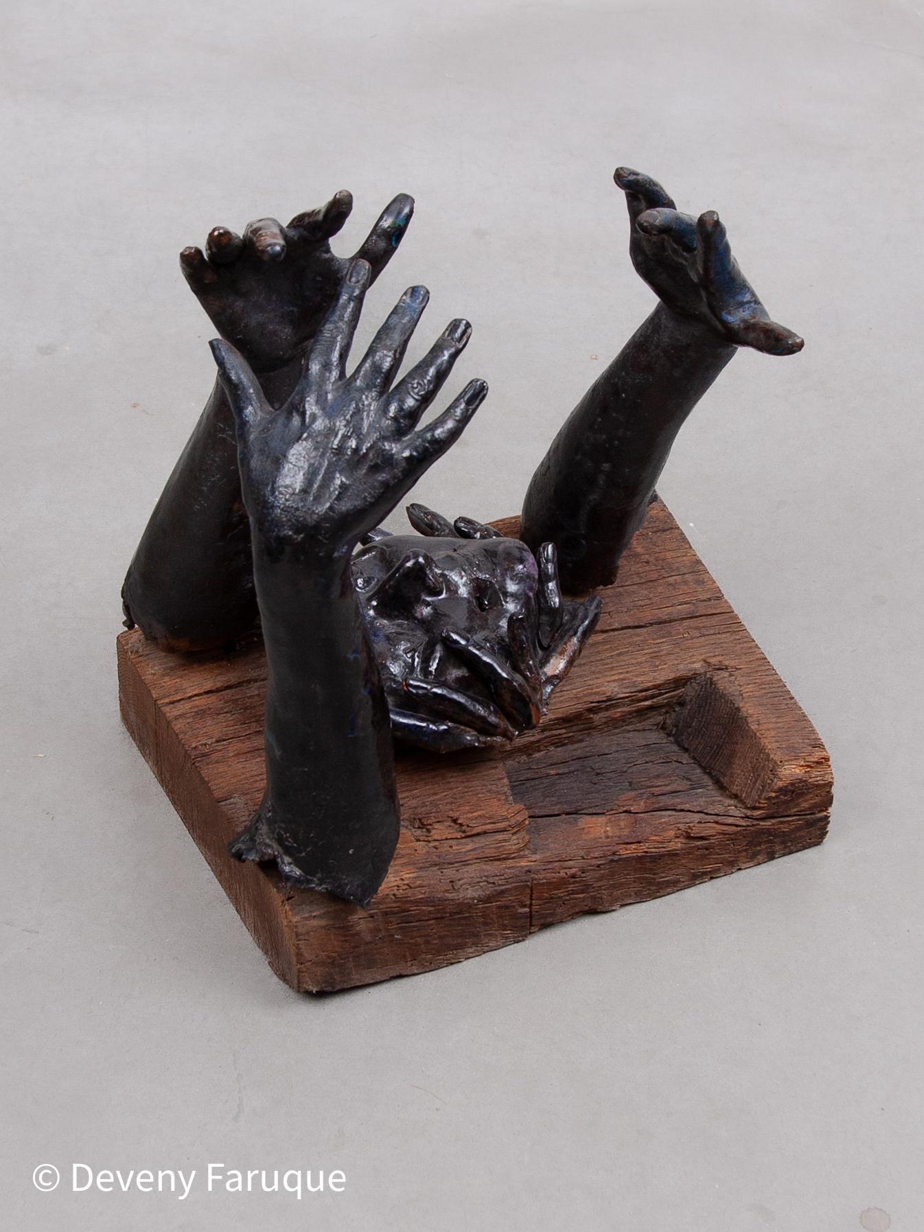 Rare Blue Glazed Ceramic Sculpture Decorated with Hands, 1970s, Belgium For Sale 2