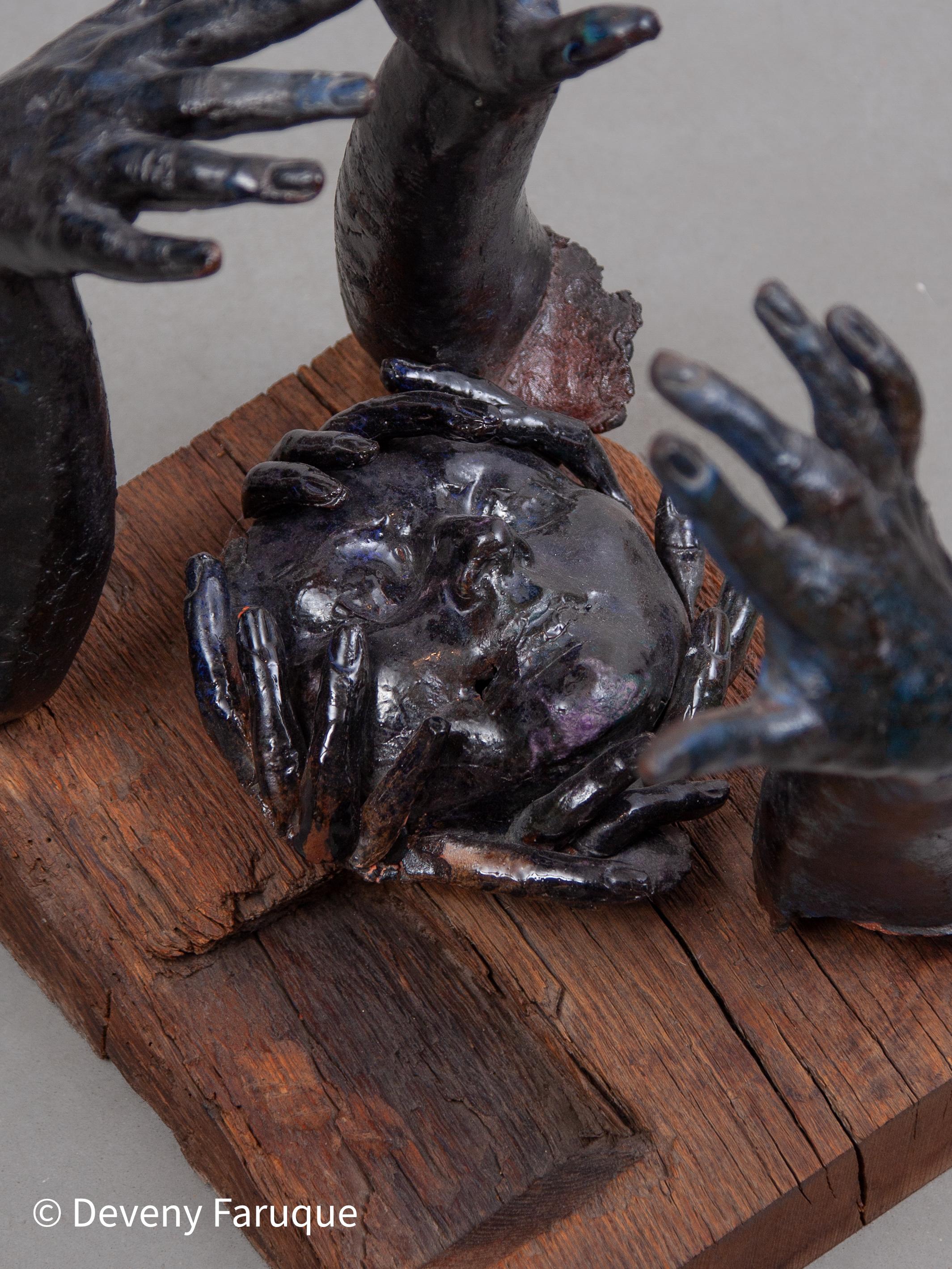 Rare Blue Glazed Ceramic Sculpture Decorated with Hands, 1970s, Belgium For Sale 3