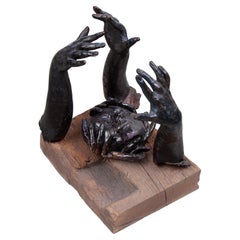 Rare sculpture en céramique émaillée bleue décorée de mains, 1970, Belgique