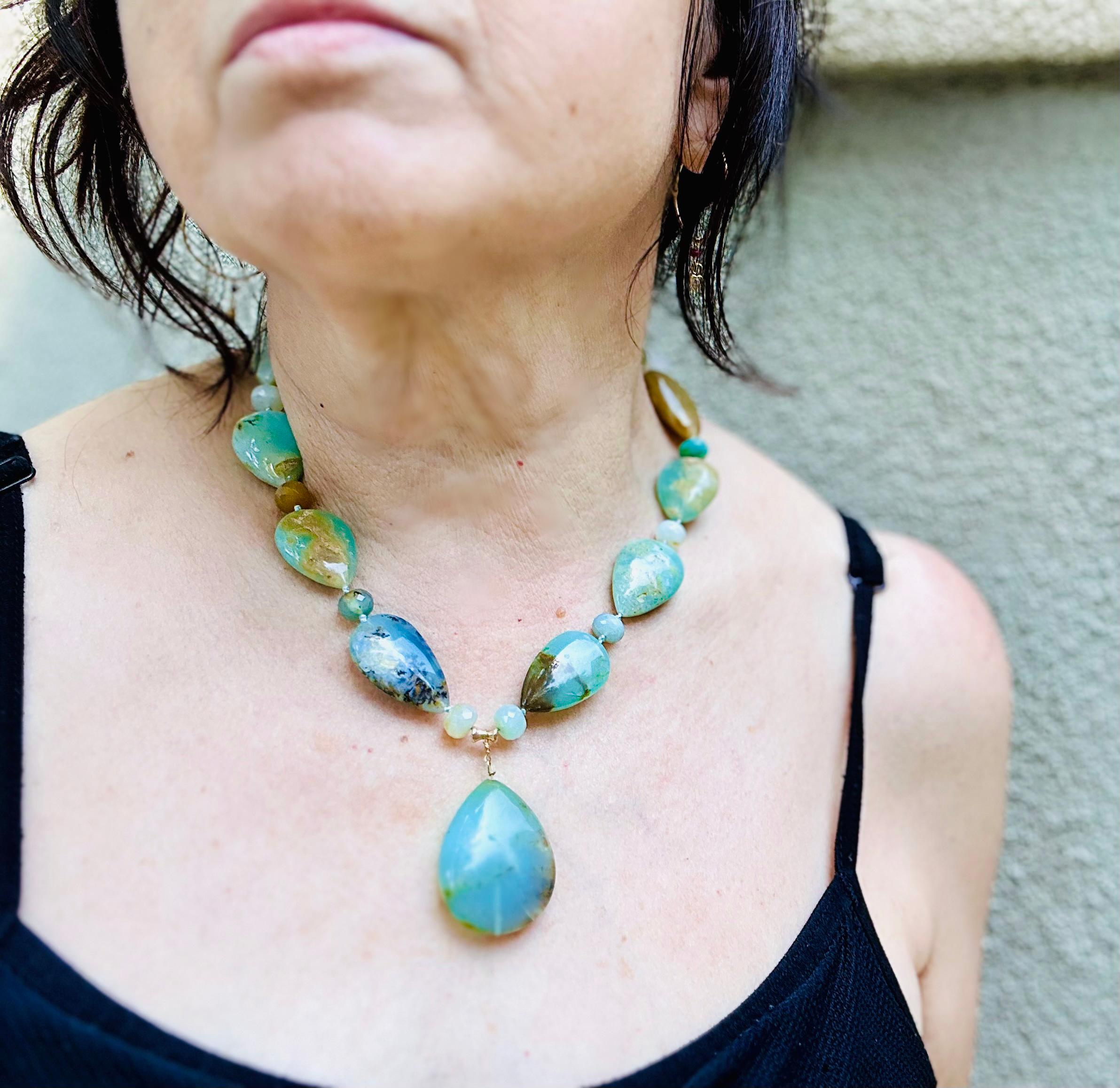 Rare Blue Green Peruvian Opals Teardrop Collar Necklace 18KT, 14KT Gold  For Sale 2