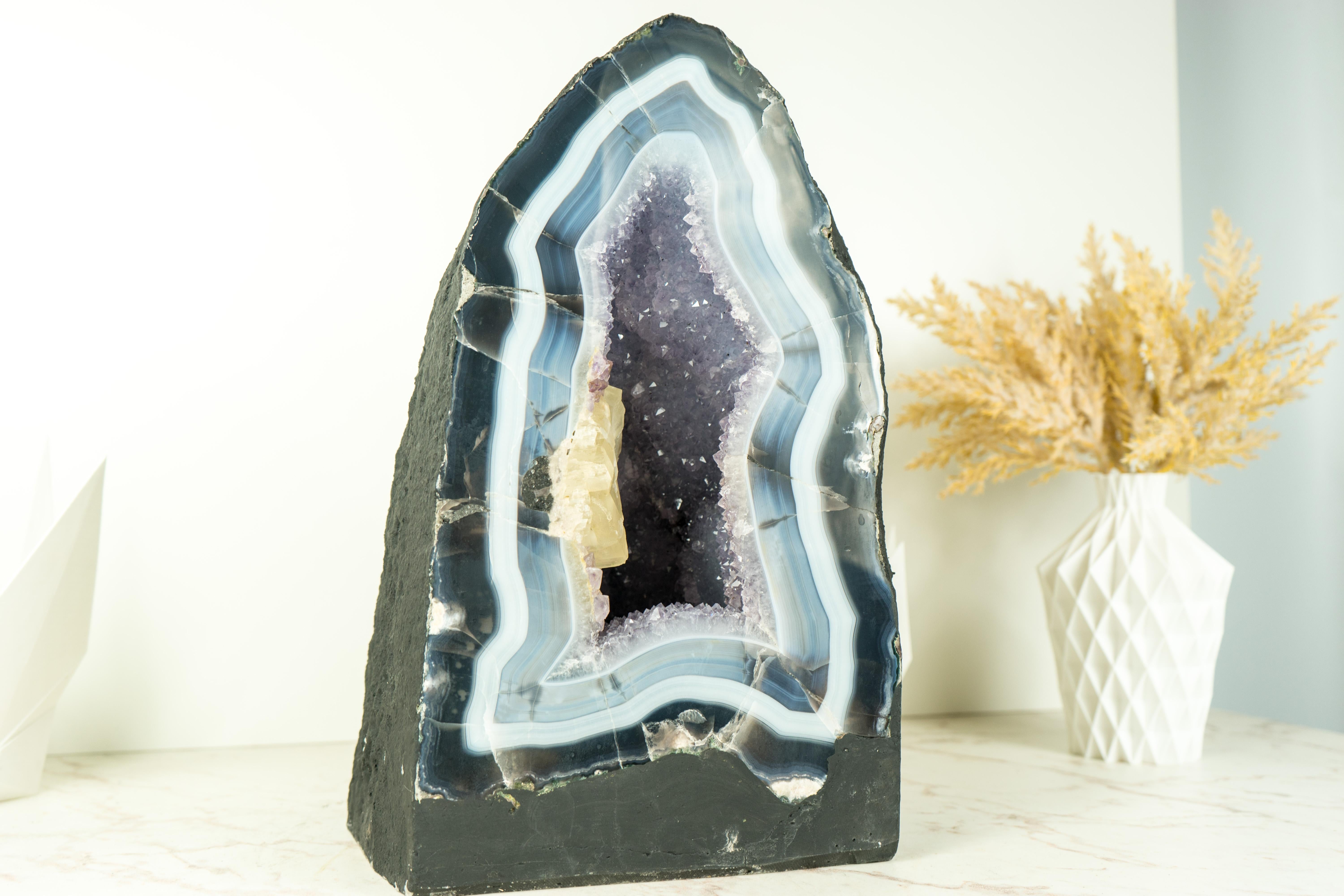 Rare Blue Lace Agate Cathedral with Bold Blue and White Agate Laces and Calcite For Sale 7