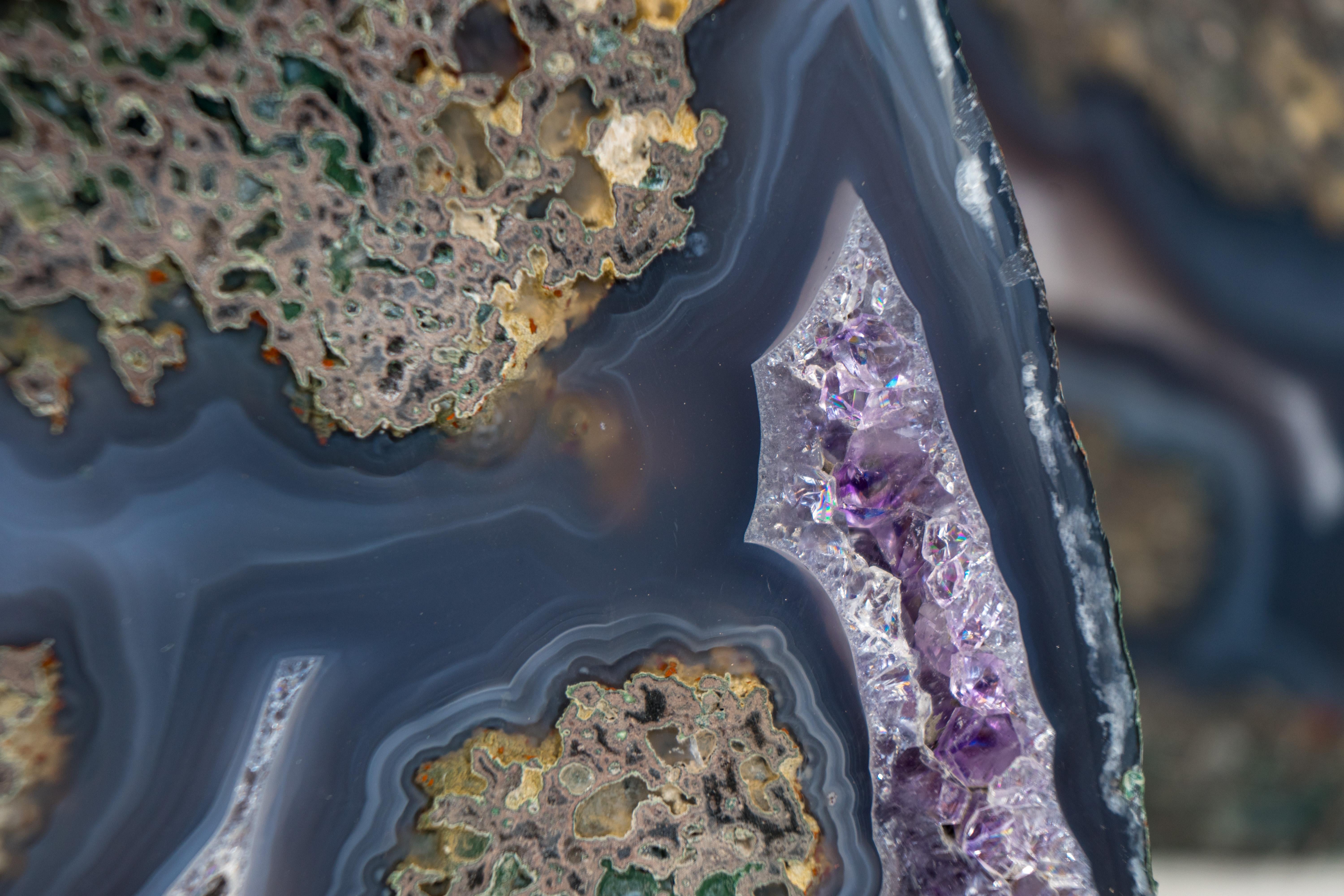 Rare géode d'agate bleue en dentelle en vente 4