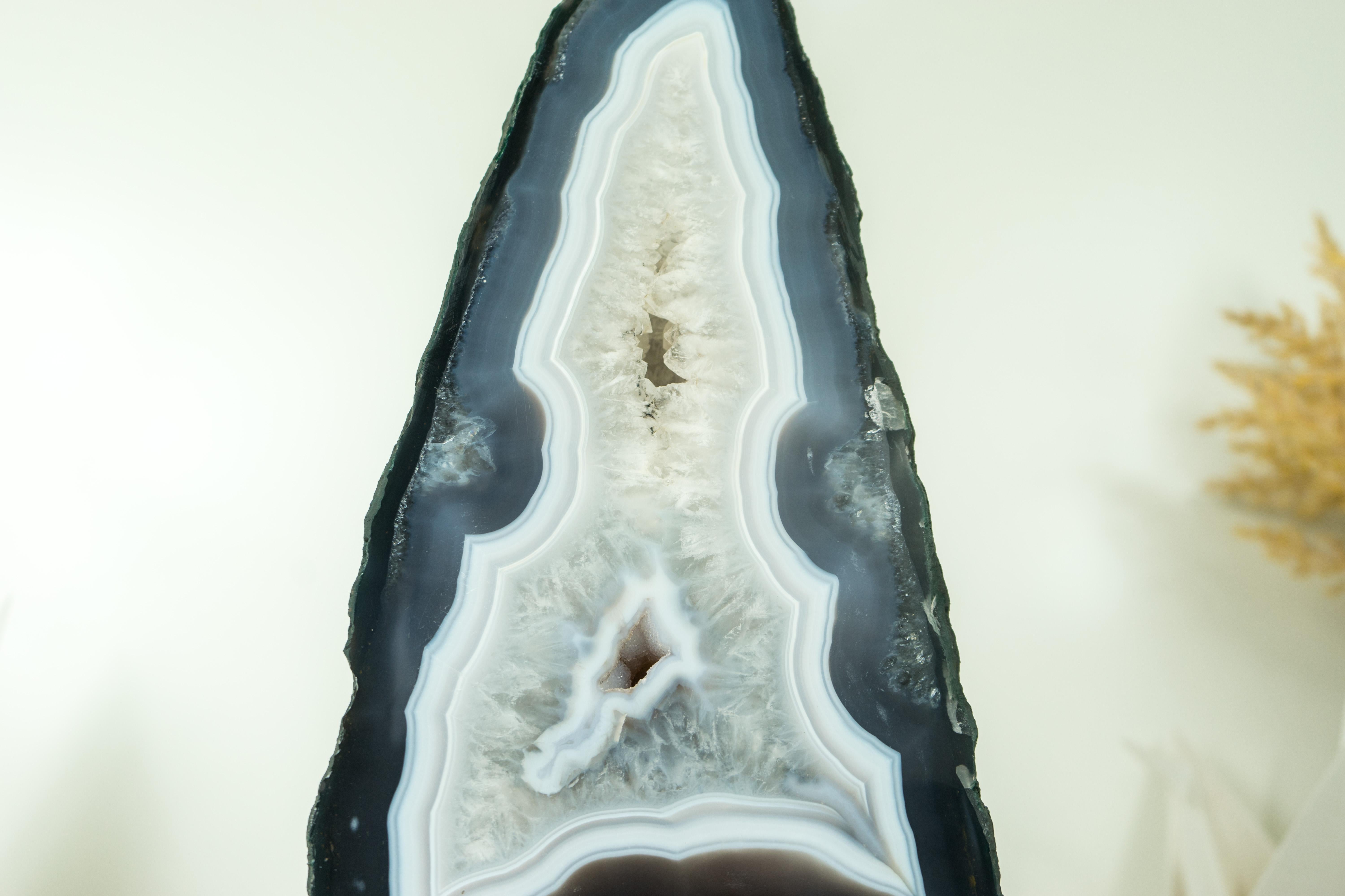 Rare Blue Lace Agate Geode with Crystal Druzy and World-Class Agate Laces For Sale 2