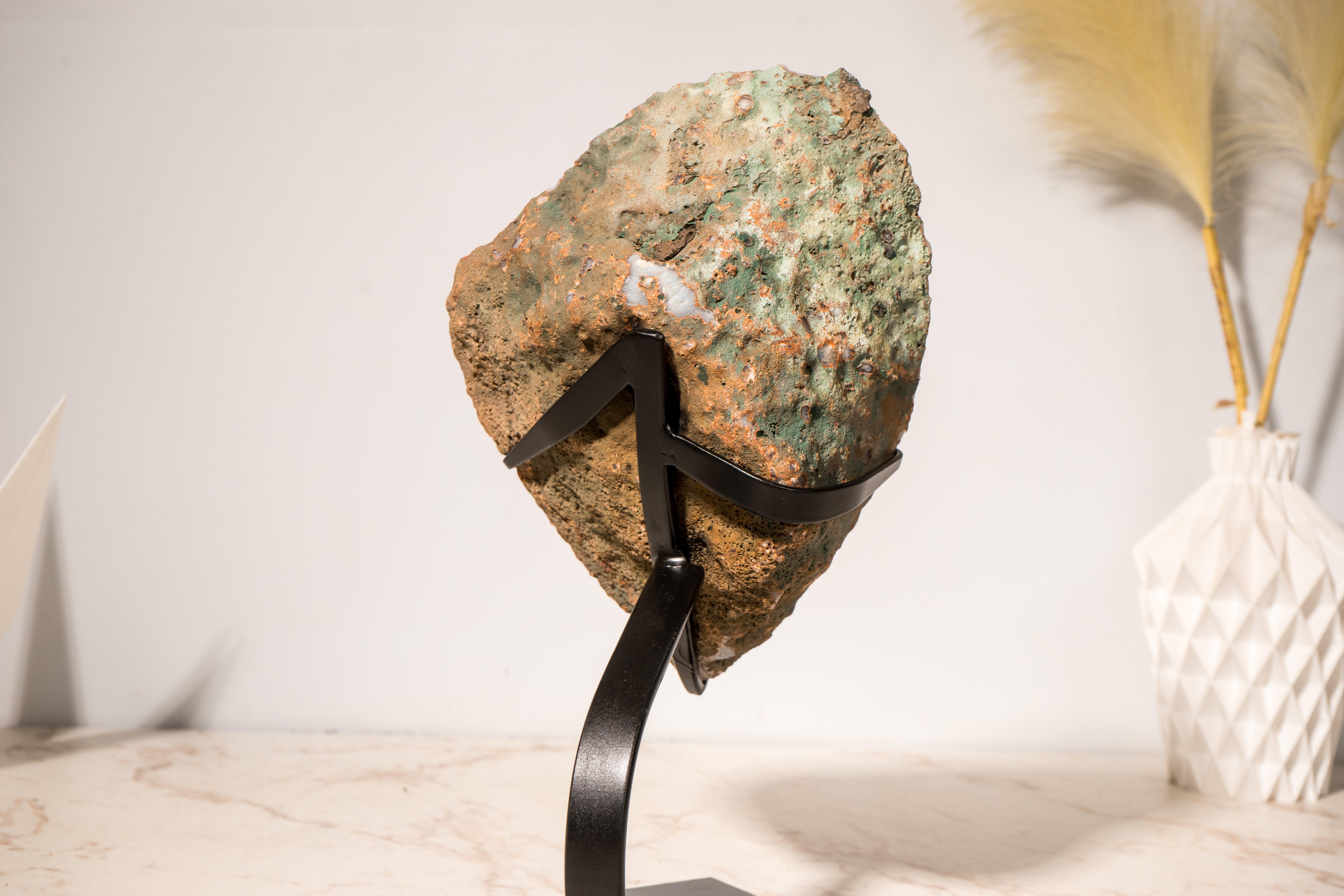 Rara agata blu con geode di quarzo chiaro in vendita 4