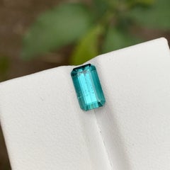 Rara gemma di tormalina naturale blu, taglio smeraldo da 1,60 carati per anello/gioiello