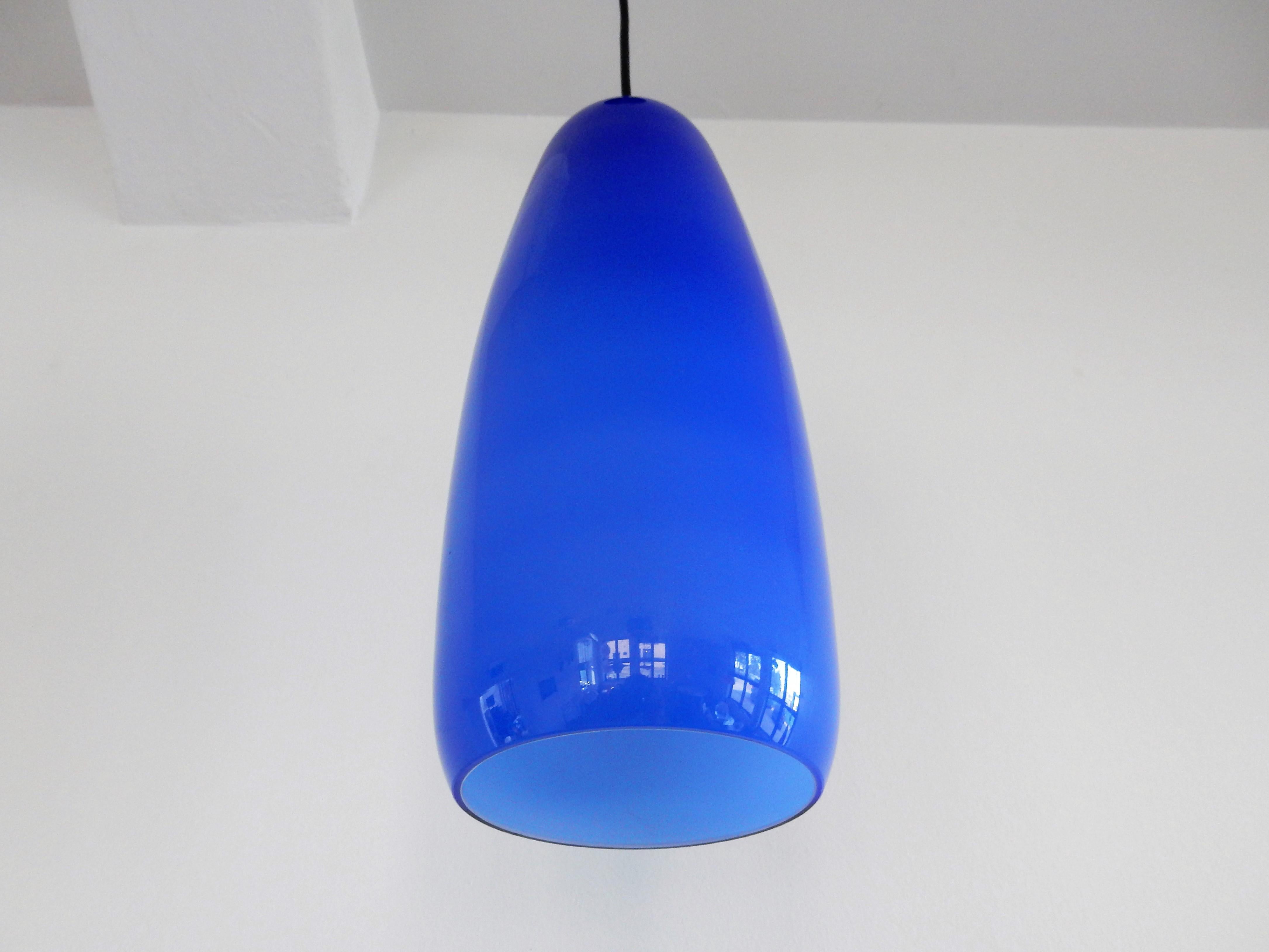 Mid-Century Modern Rare Blue 'Sigaro' Pendant Lamp by Massimo Vignelli for Venini, Italy, 1950s