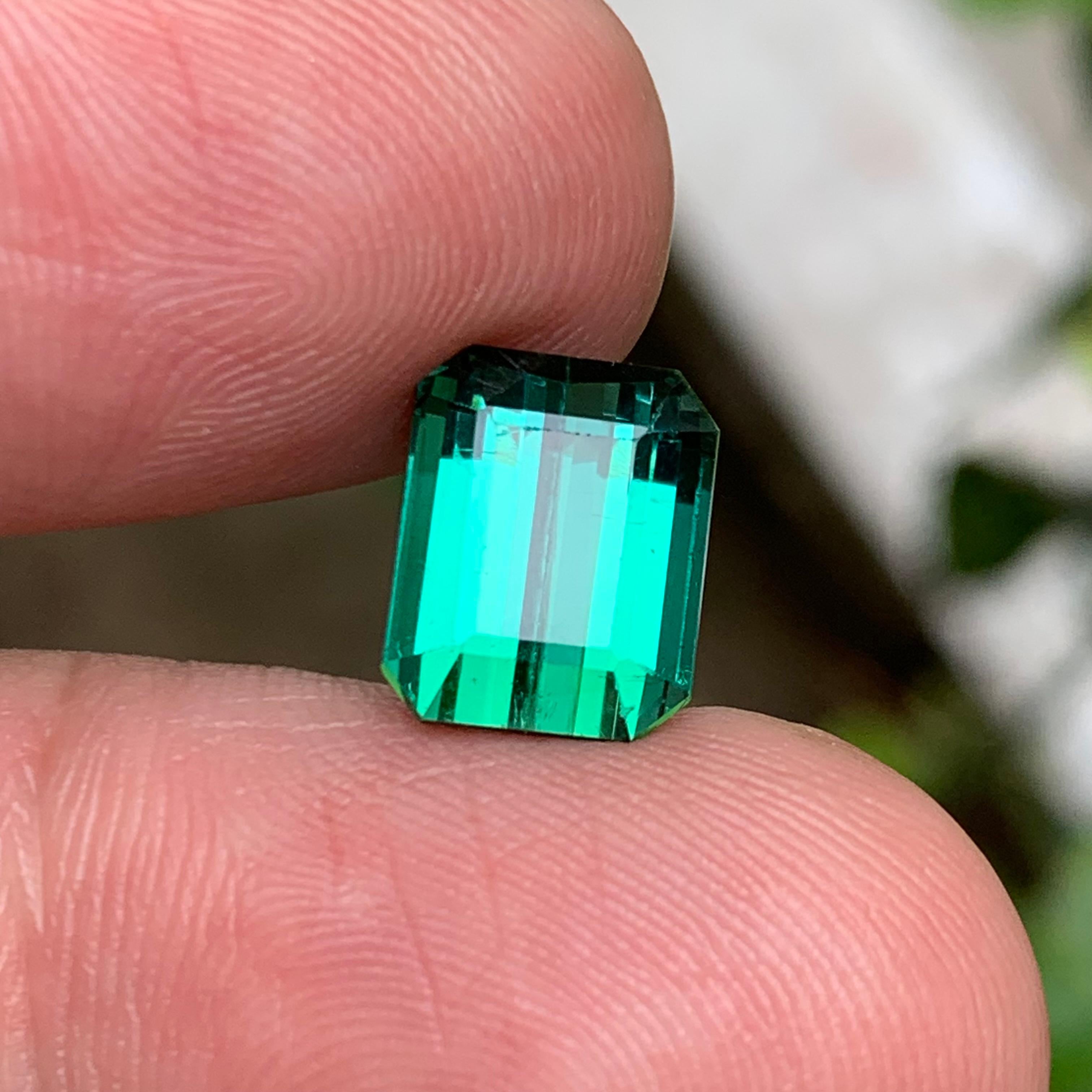 Rare Bluish Green Natural Tourmaline Gemstone, 5.65 Ct Emerald Cut-Ring Jewelry  For Sale 4