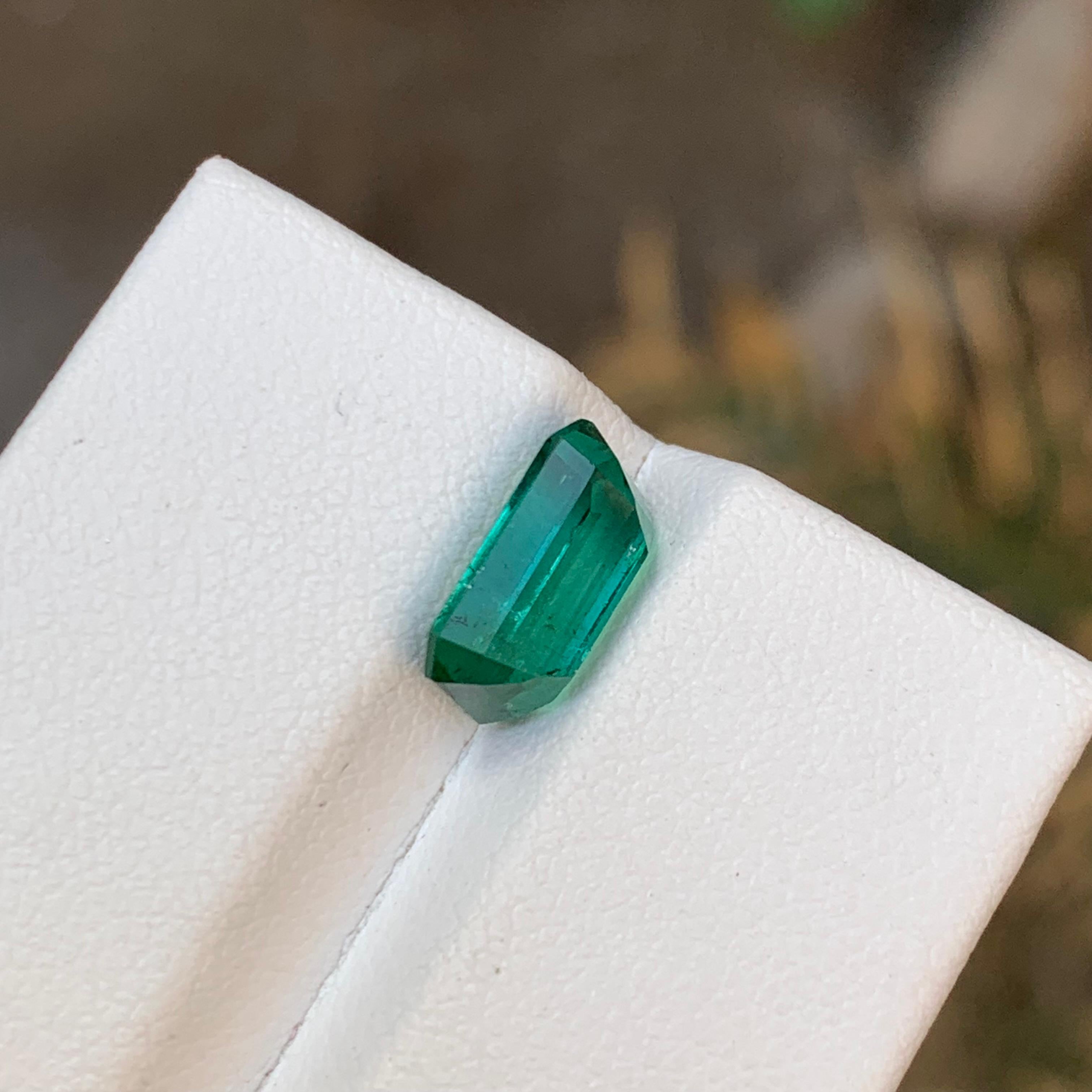 Rare Bluish Lagoon Green Natural Tourmaline Gemstone 2.70Ct Emerald Cut for Ring For Sale 5