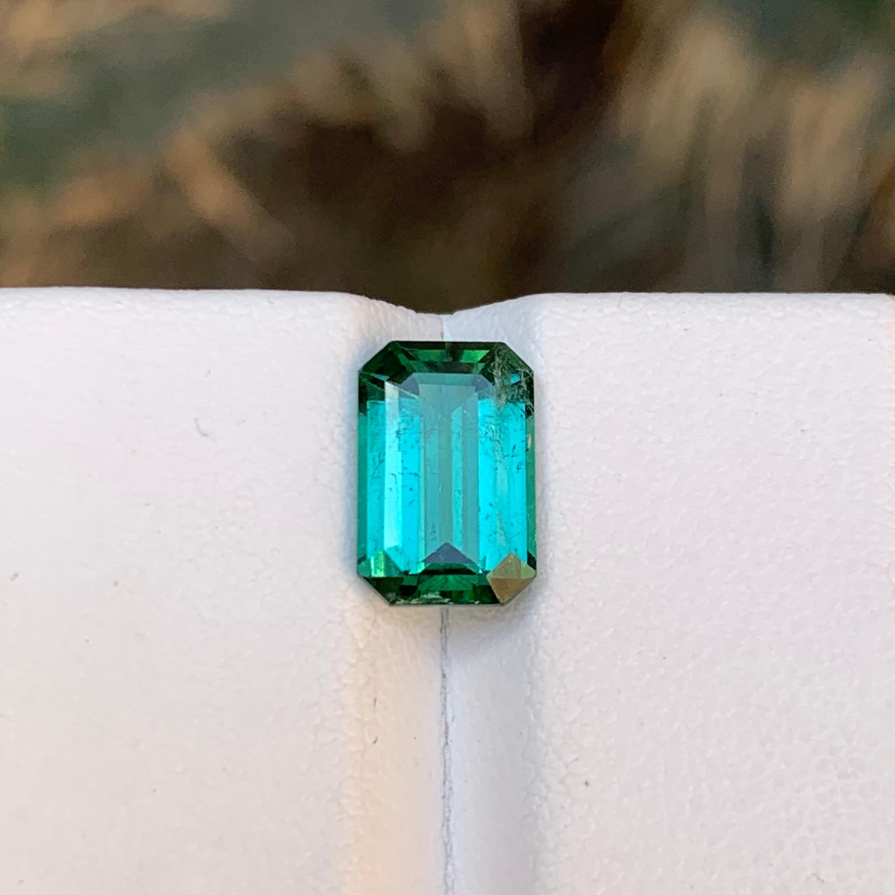 Rare Bluish Lagoon Green Natural Tourmaline Gemstone 2.70Ct Emerald Cut for Ring In New Condition For Sale In Peshawar, PK